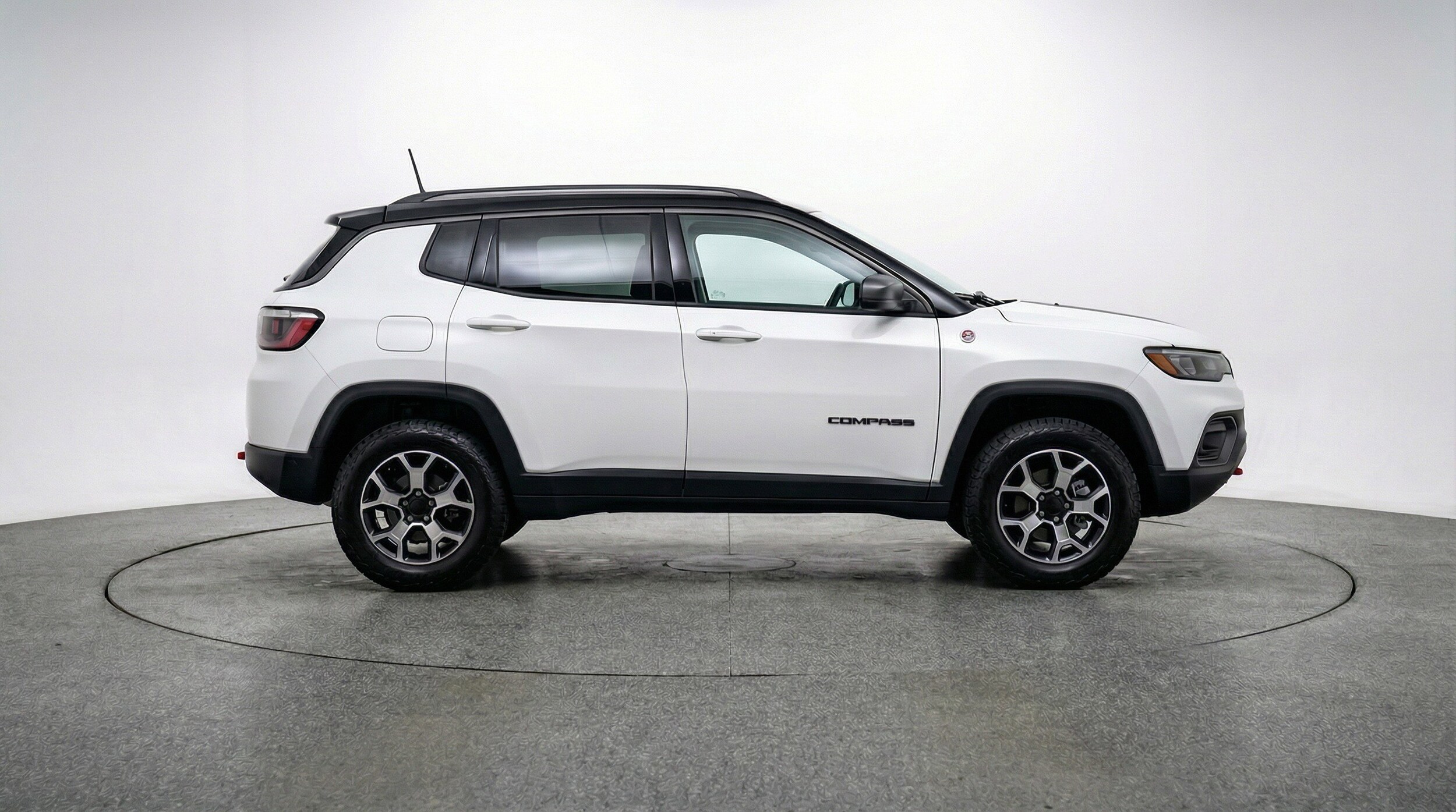 Thumbnail: 2025 Jeep Compass - 11