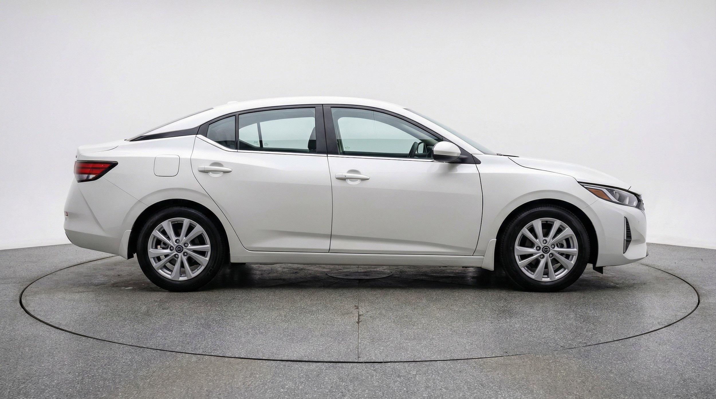 Thumbnail: 2025 Nissan Sentra - 11