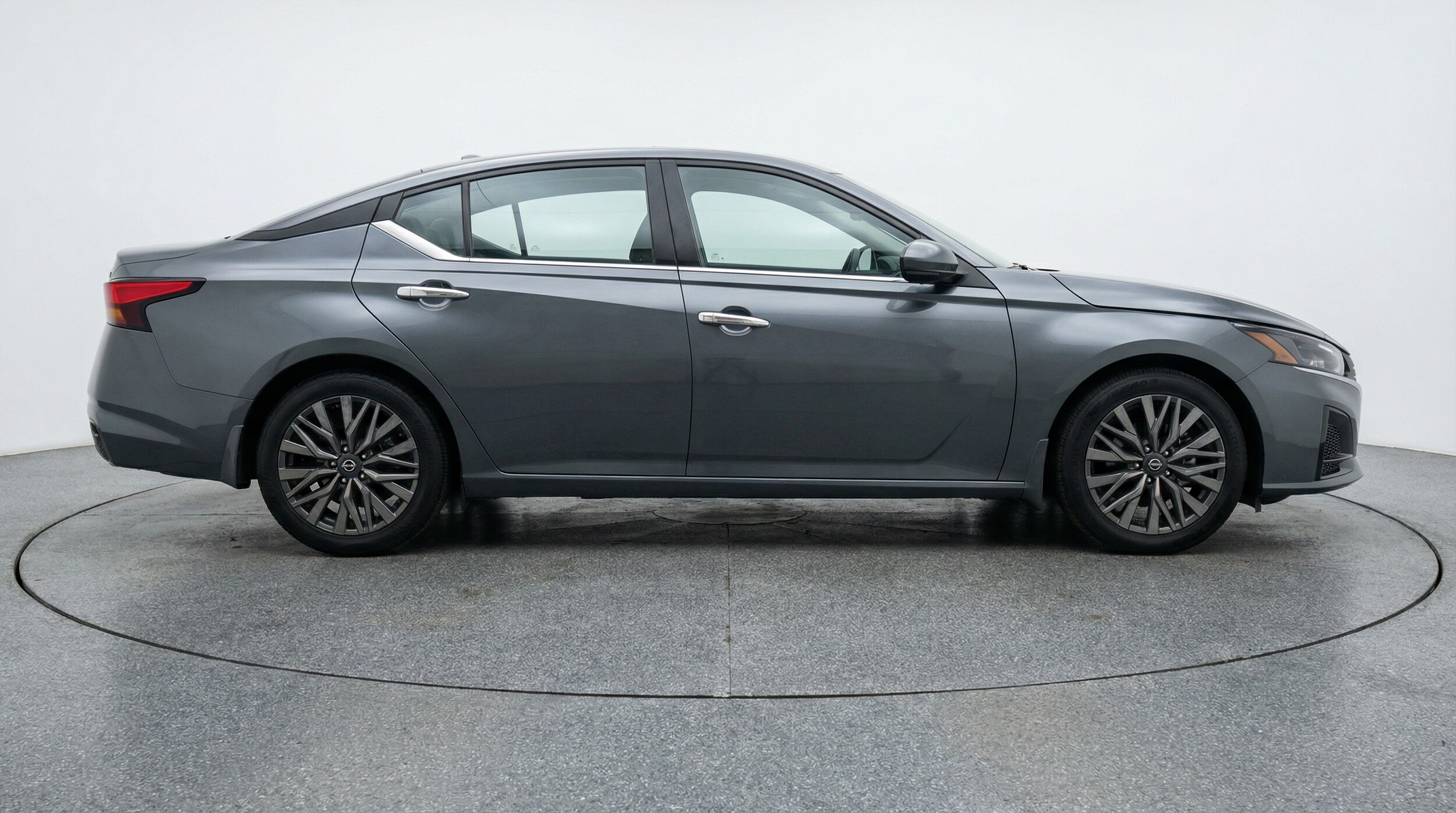 Thumbnail: 2025 Nissan Altima - 8