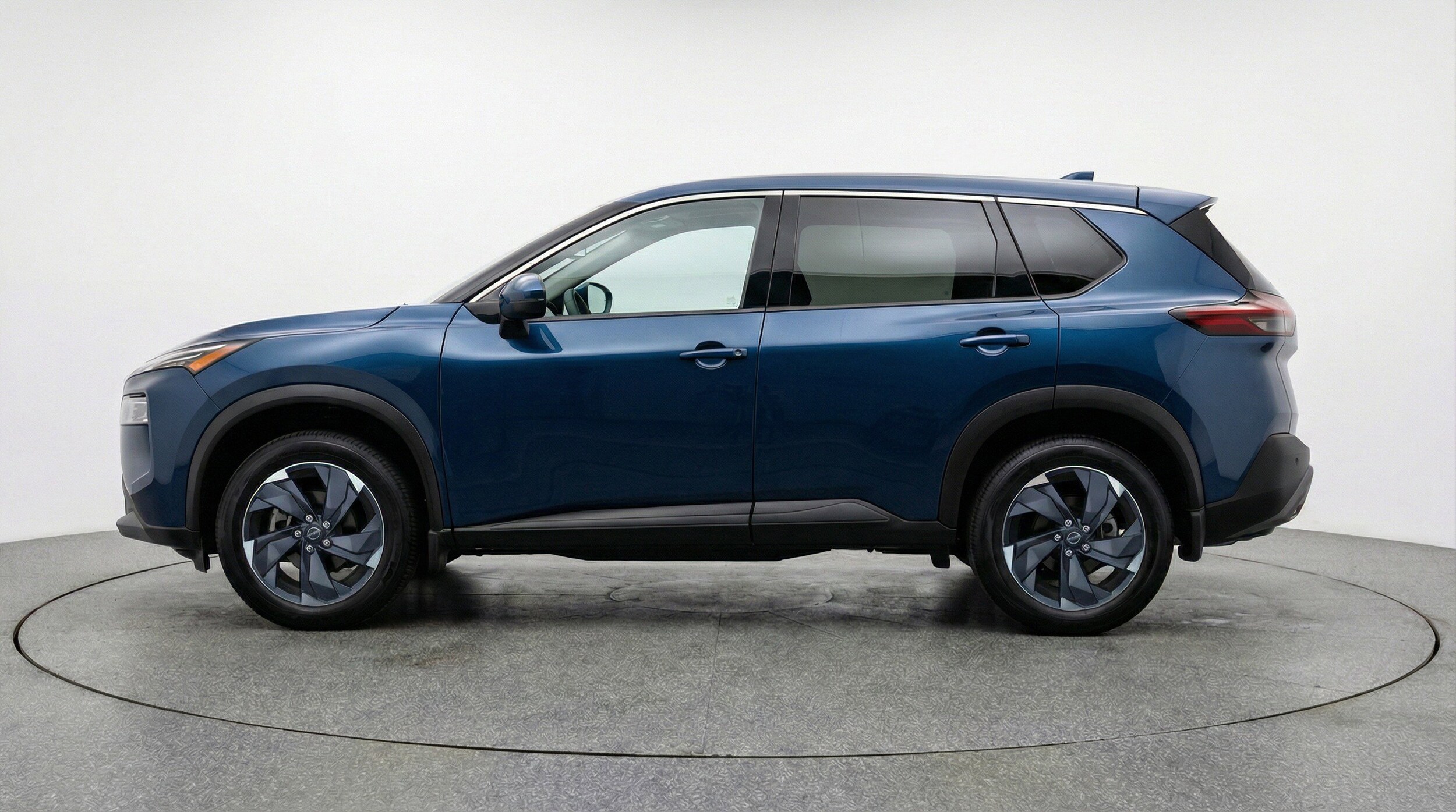 Thumbnail: 2025 Nissan Rogue - 5