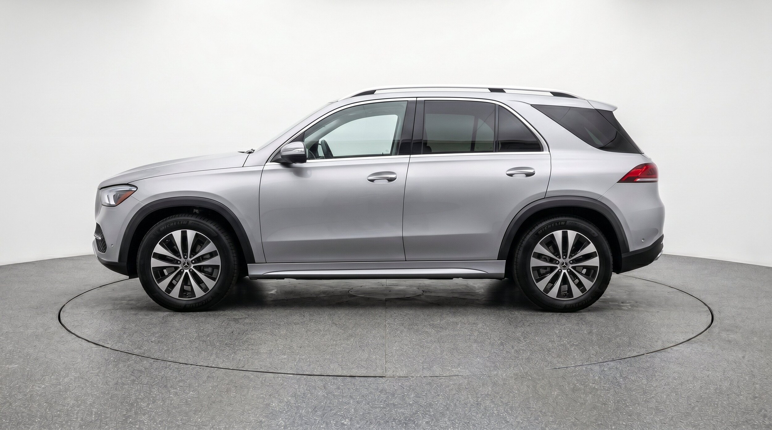 Thumbnail: 2026 Mercedes-Benz GLE - 5