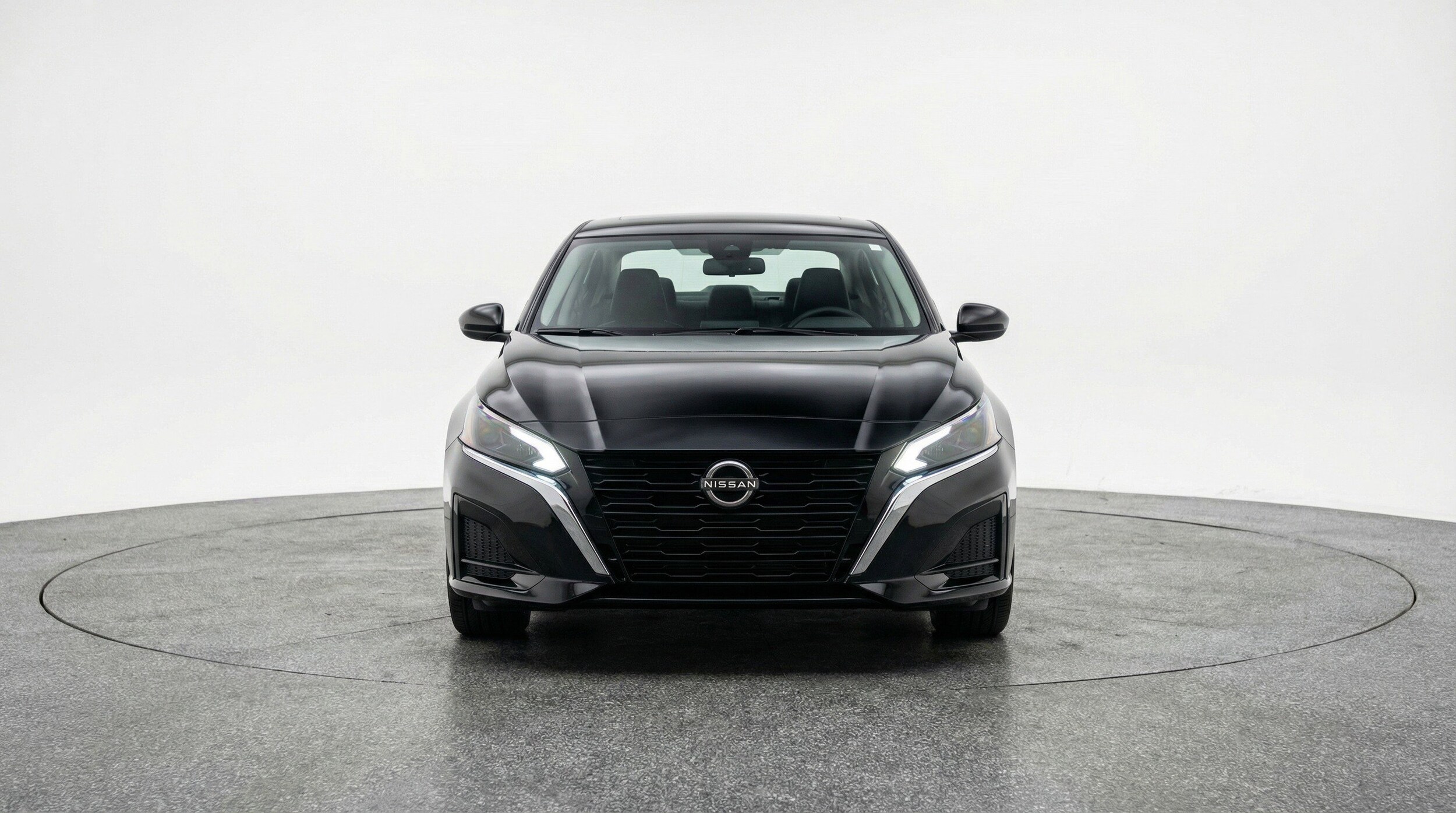 Thumbnail: 2025 Nissan Altima - 2