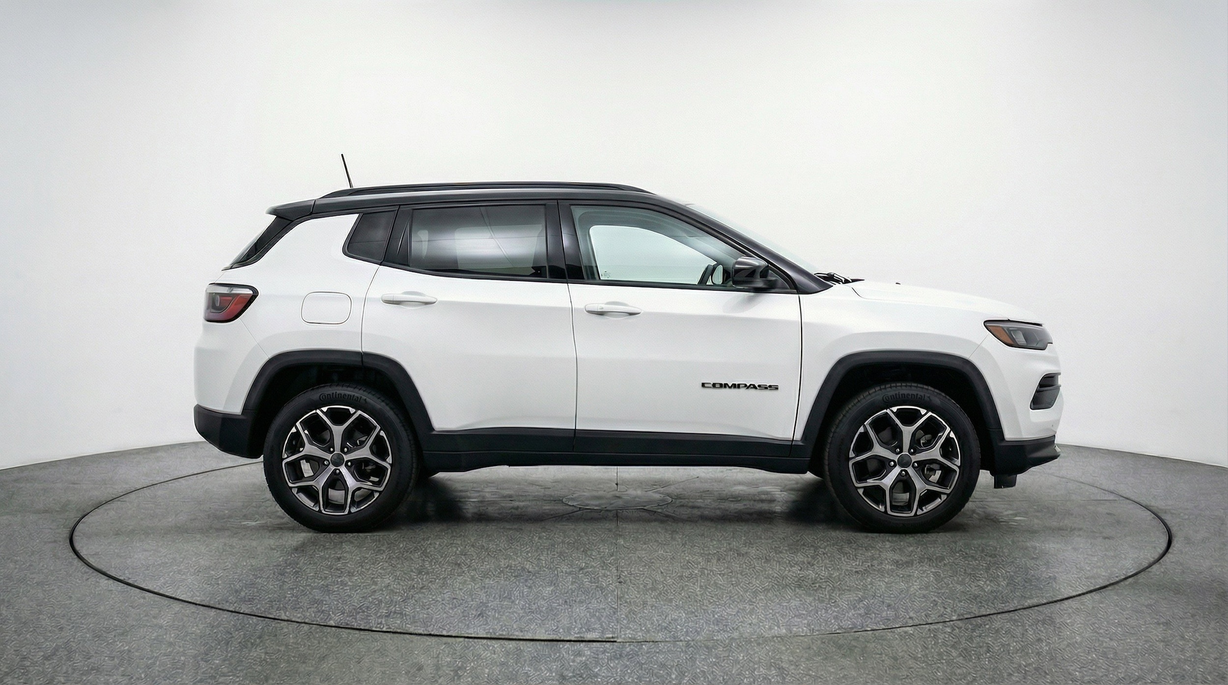 Thumbnail: 2025 Jeep Compass - 11