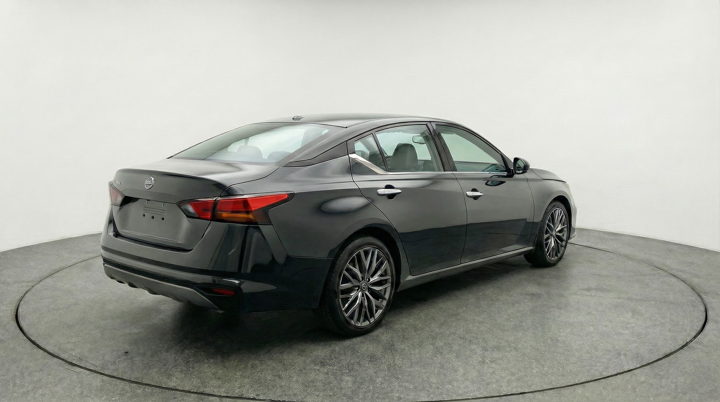 Thumbnail: 2025 Nissan Altima - 7