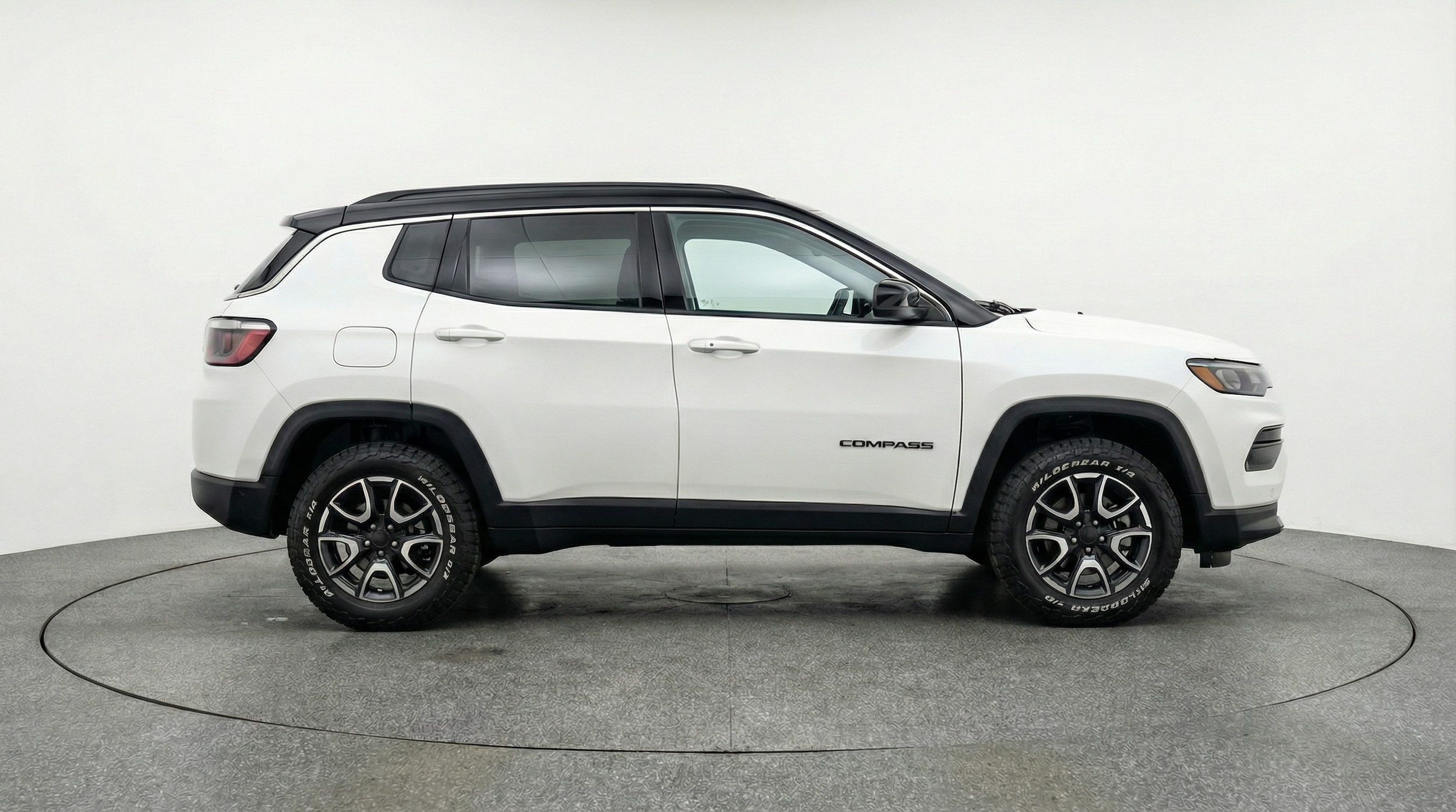 Thumbnail: 2025 Jeep Compass - 8