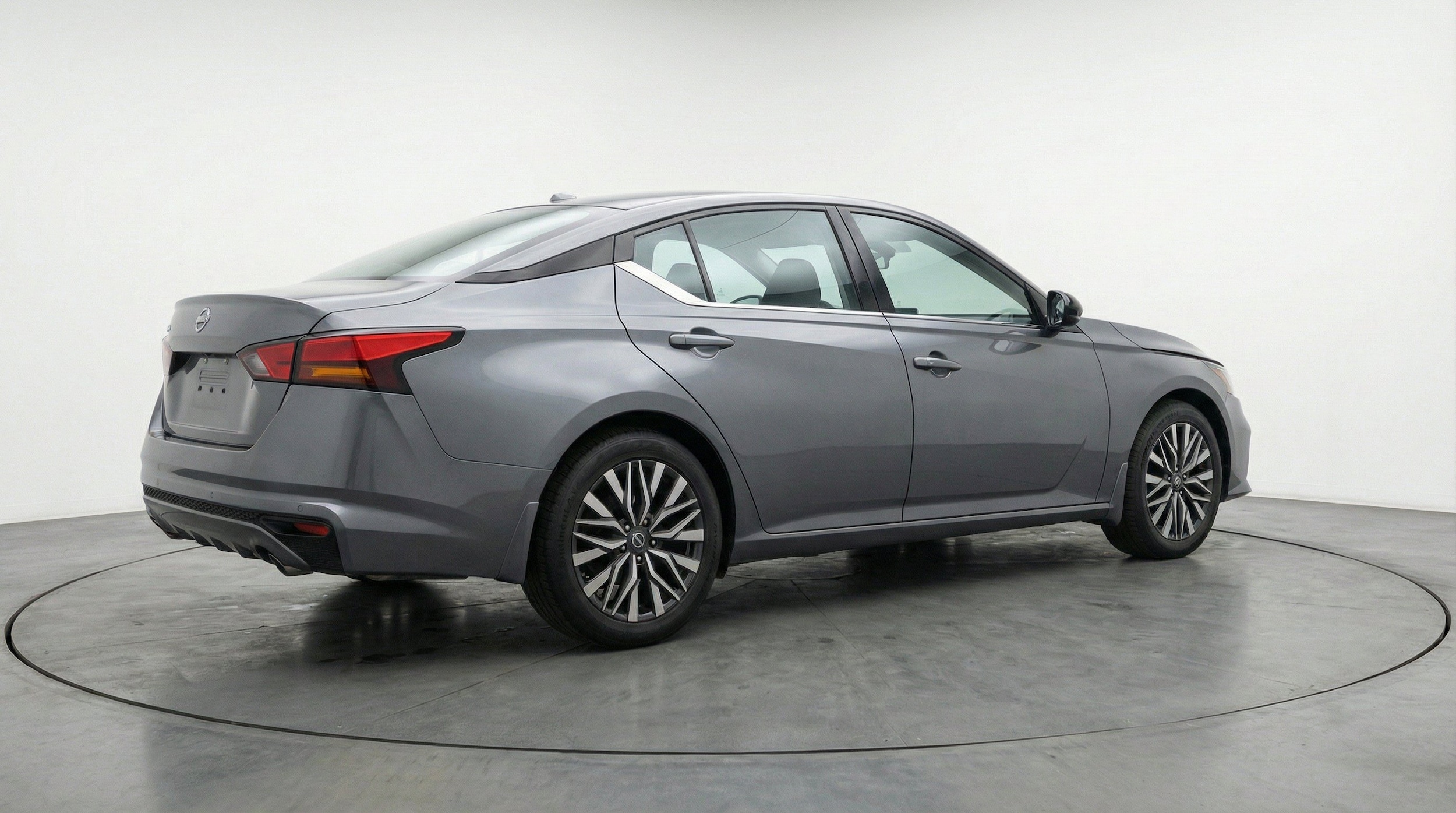 Thumbnail: 2025 Nissan Altima - 9