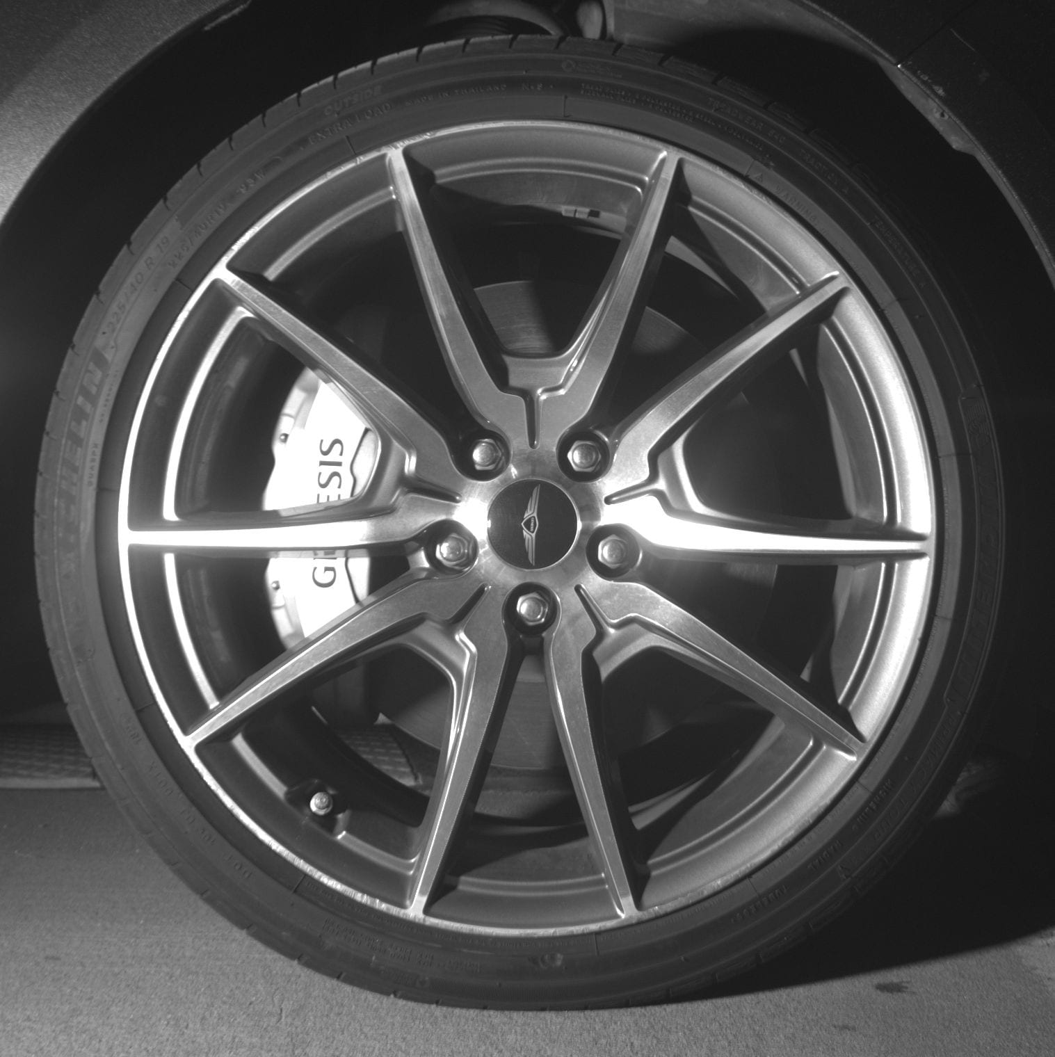 Thumbnail: 2025 Genesis G70 - 10