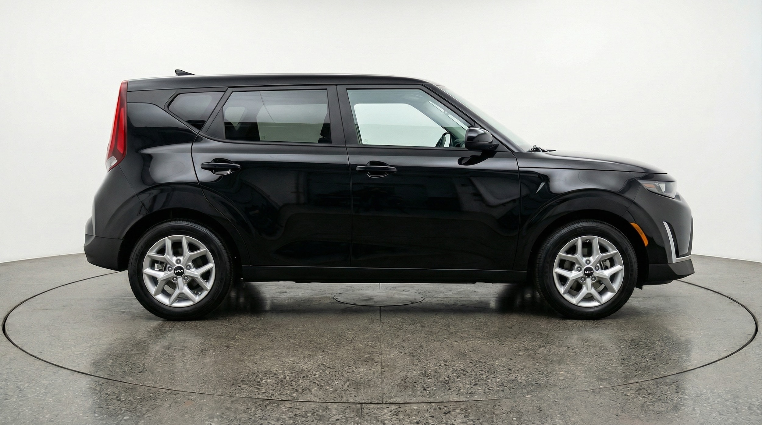 Thumbnail: 2025 Kia Soul - 8