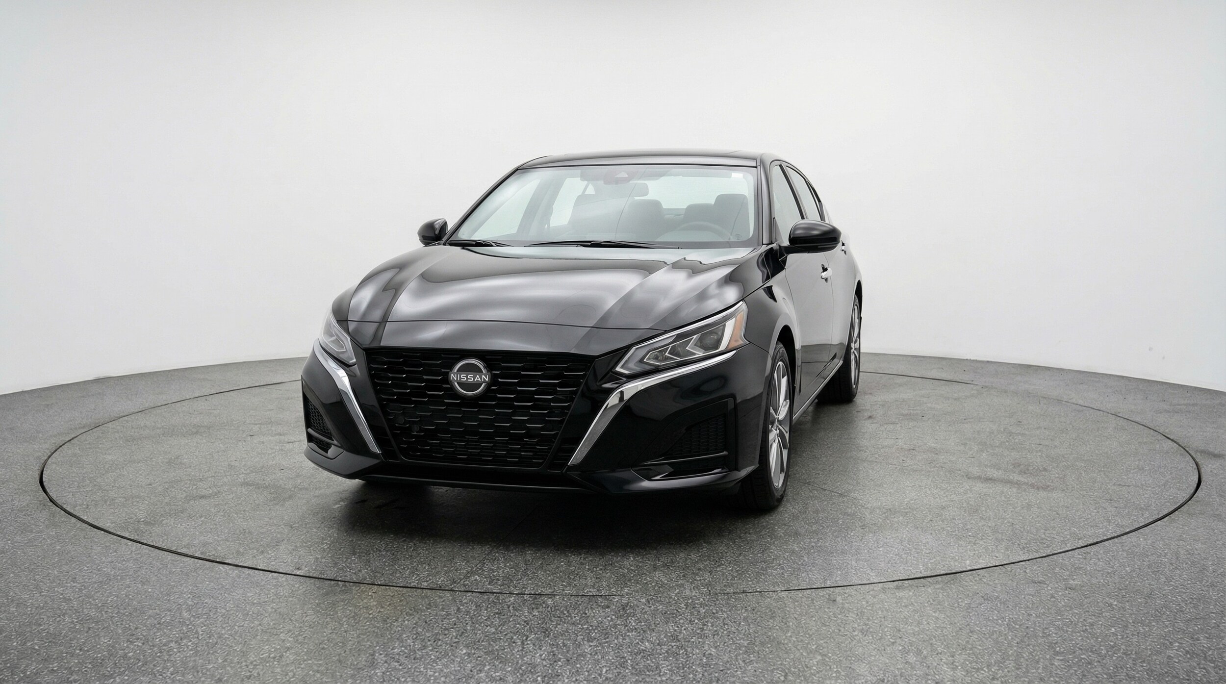 Thumbnail: 2025 Nissan Altima - 2