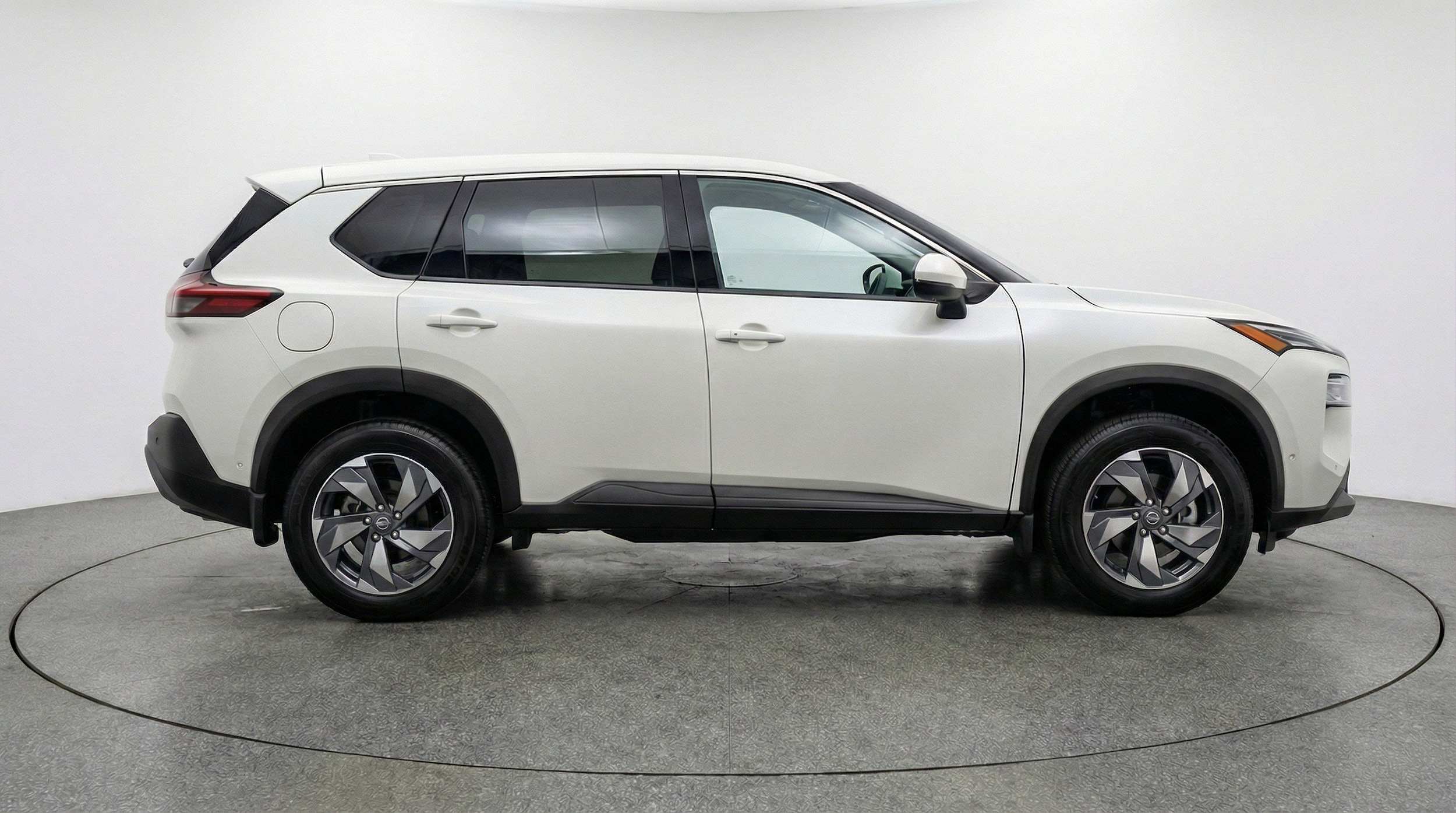 Thumbnail: 2025 Nissan Rogue - 11