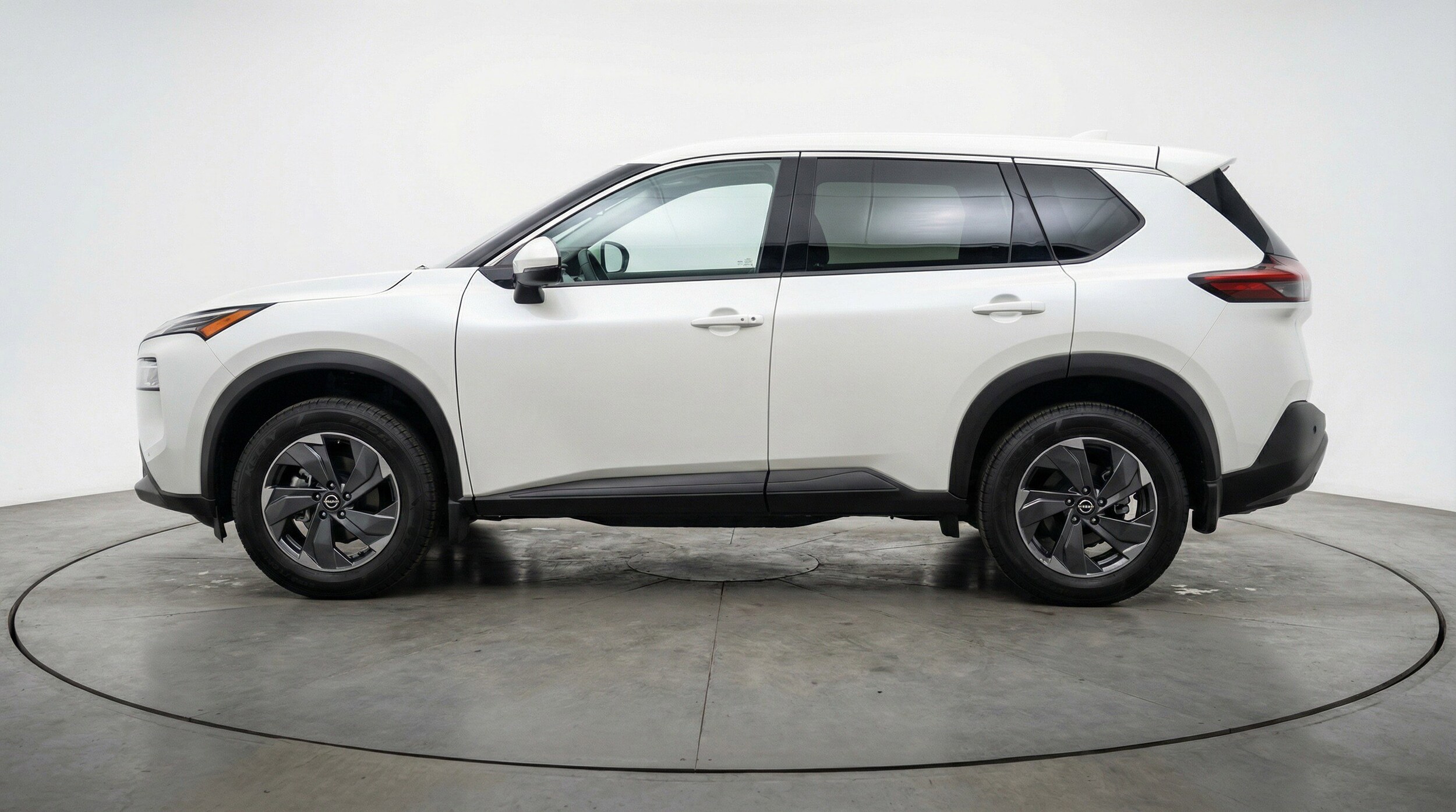 Thumbnail: 2025 Nissan Rogue - 5