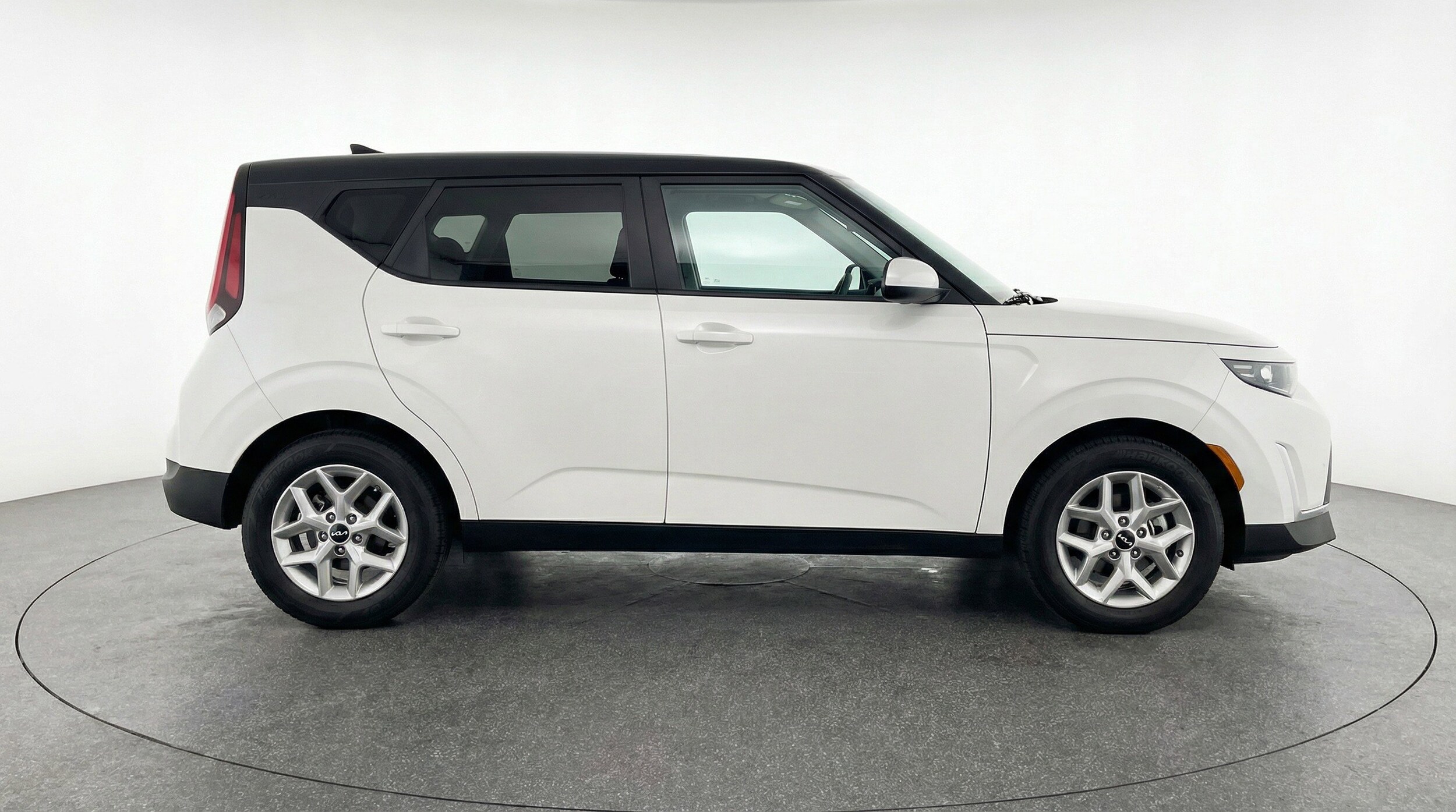 Thumbnail: 2025 Kia Soul - 11