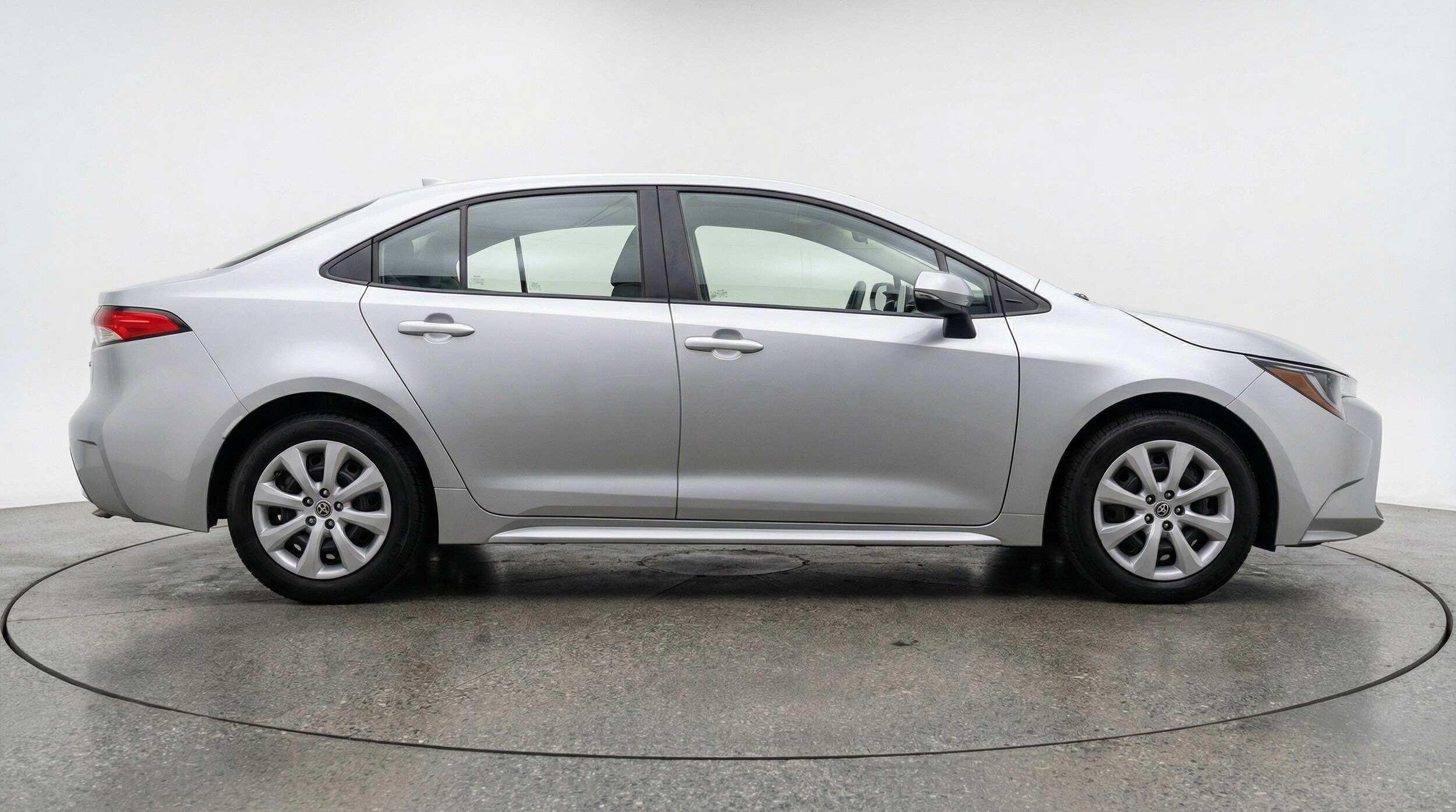 Thumbnail: 2025 Toyota Corolla - 11