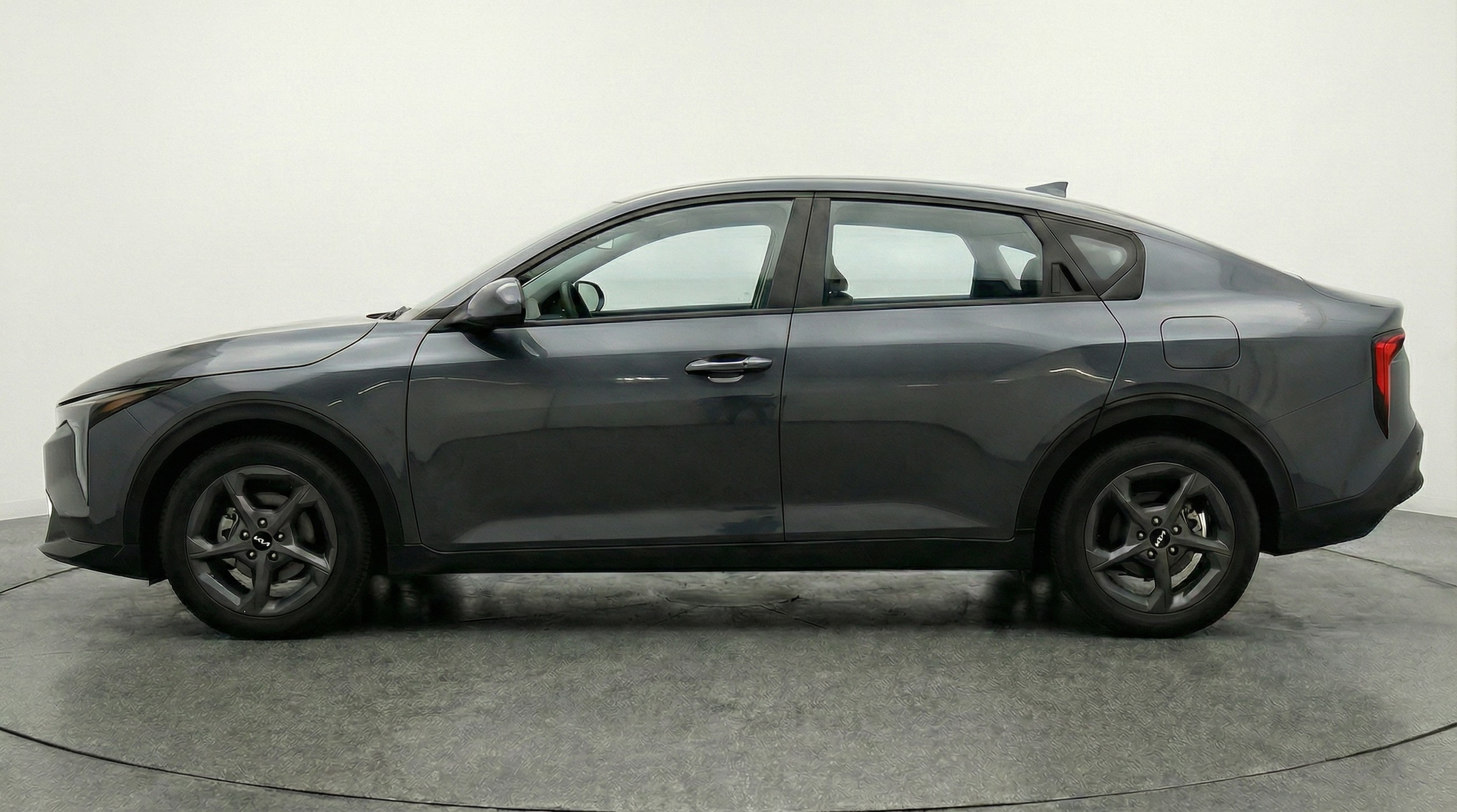 Thumbnail: 2025 Kia K4 - 4