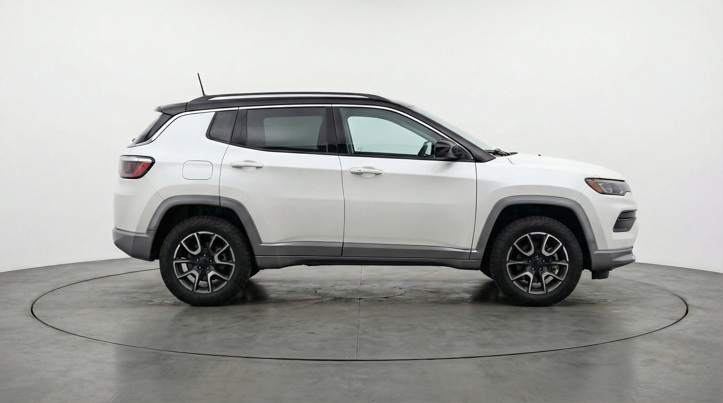 Thumbnail: 2025 Jeep Compass - 10