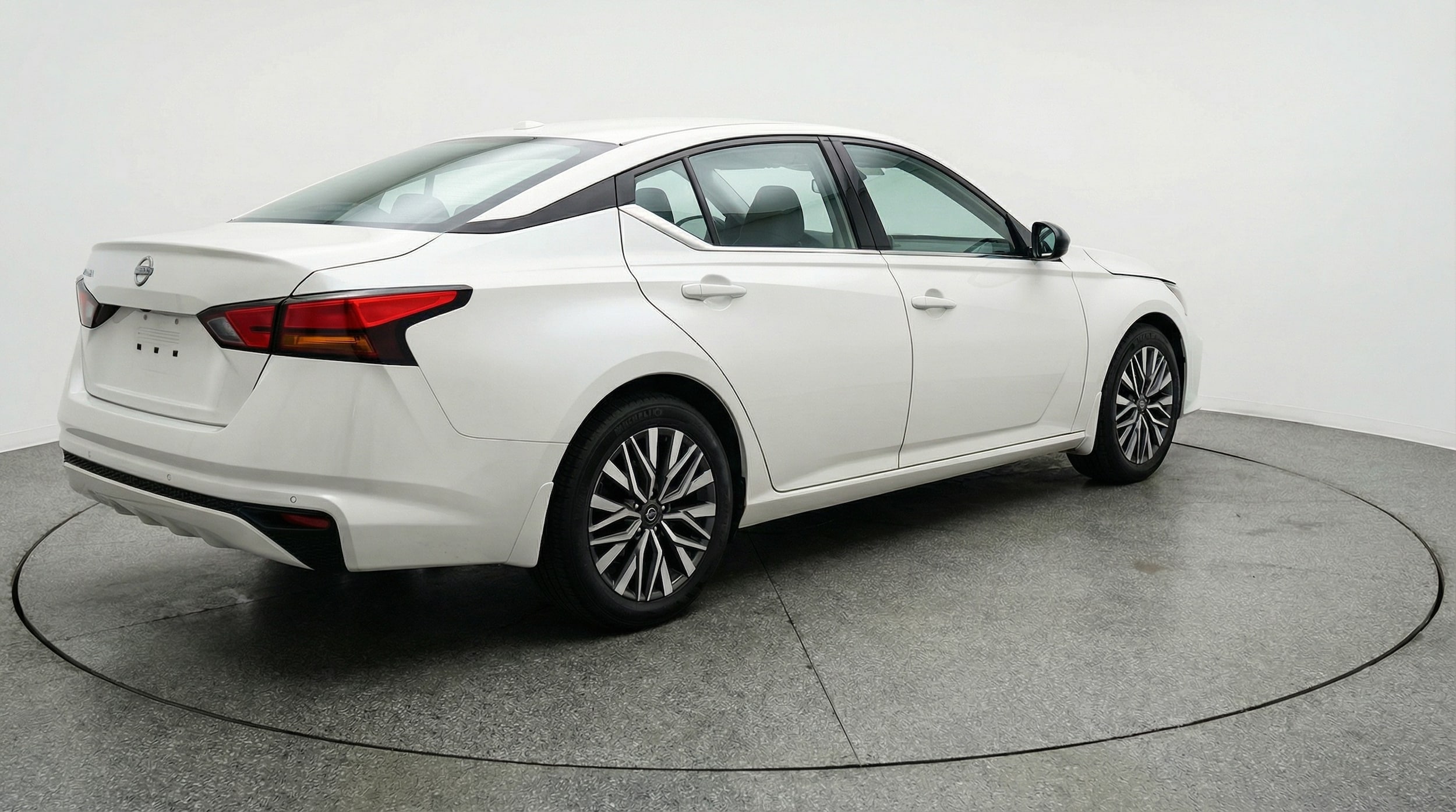 Thumbnail: 2025 Nissan Altima - 7