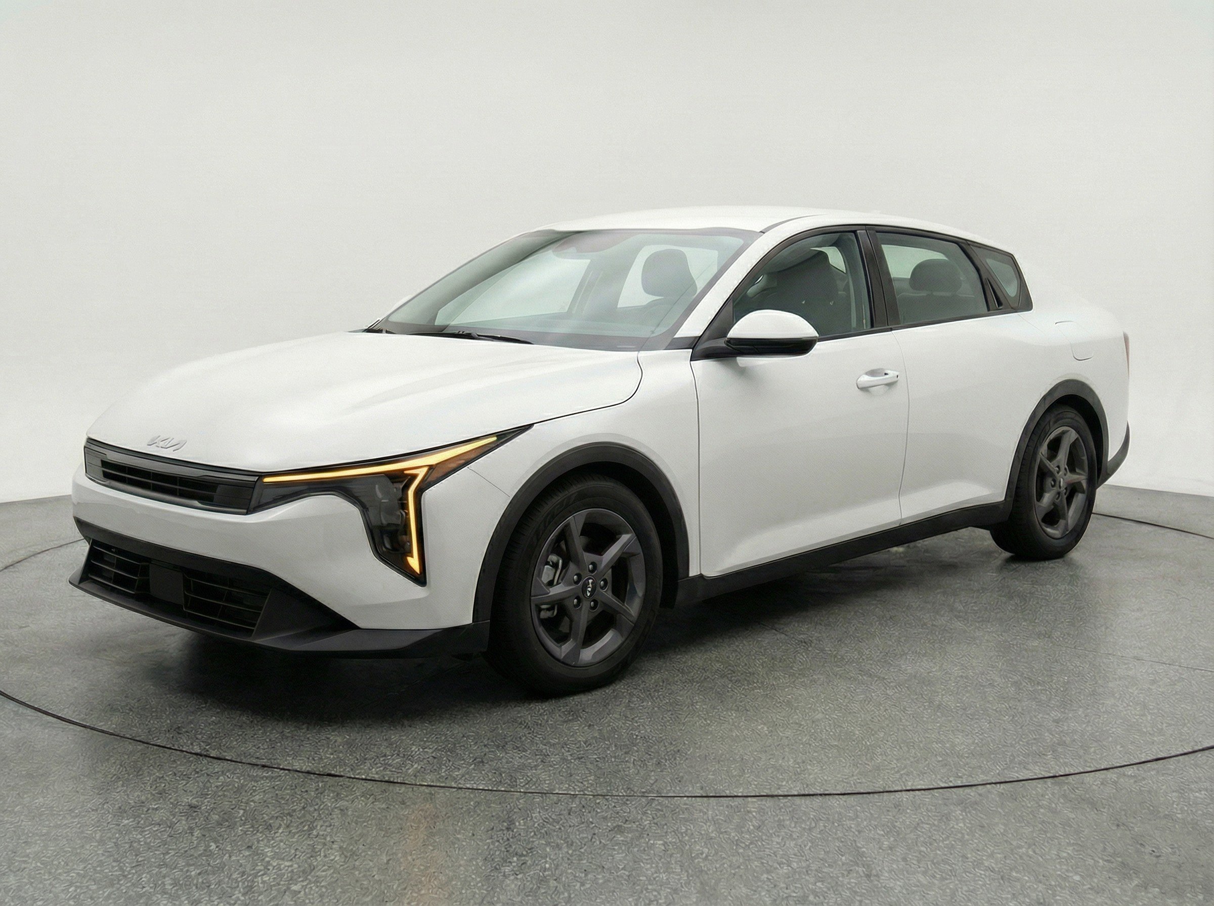 Thumbnail: 2025 Kia K4 - 3