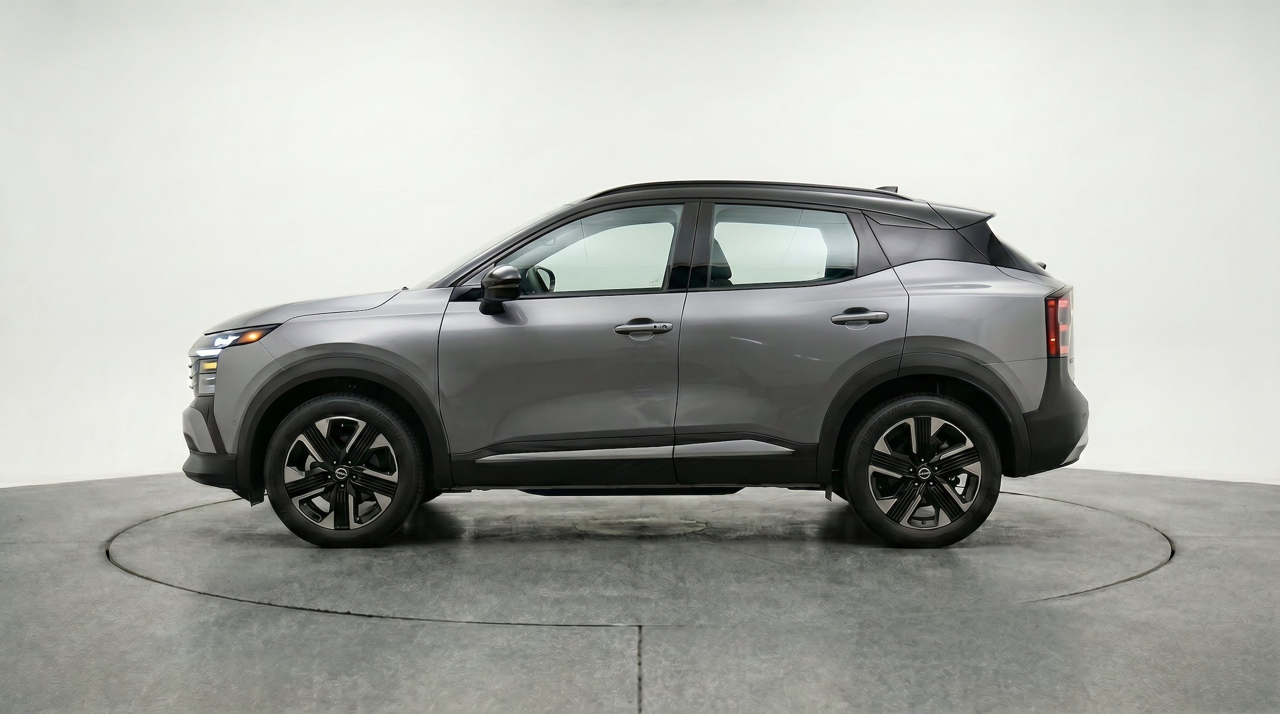 Thumbnail: 2026 Nissan Kicks - 5