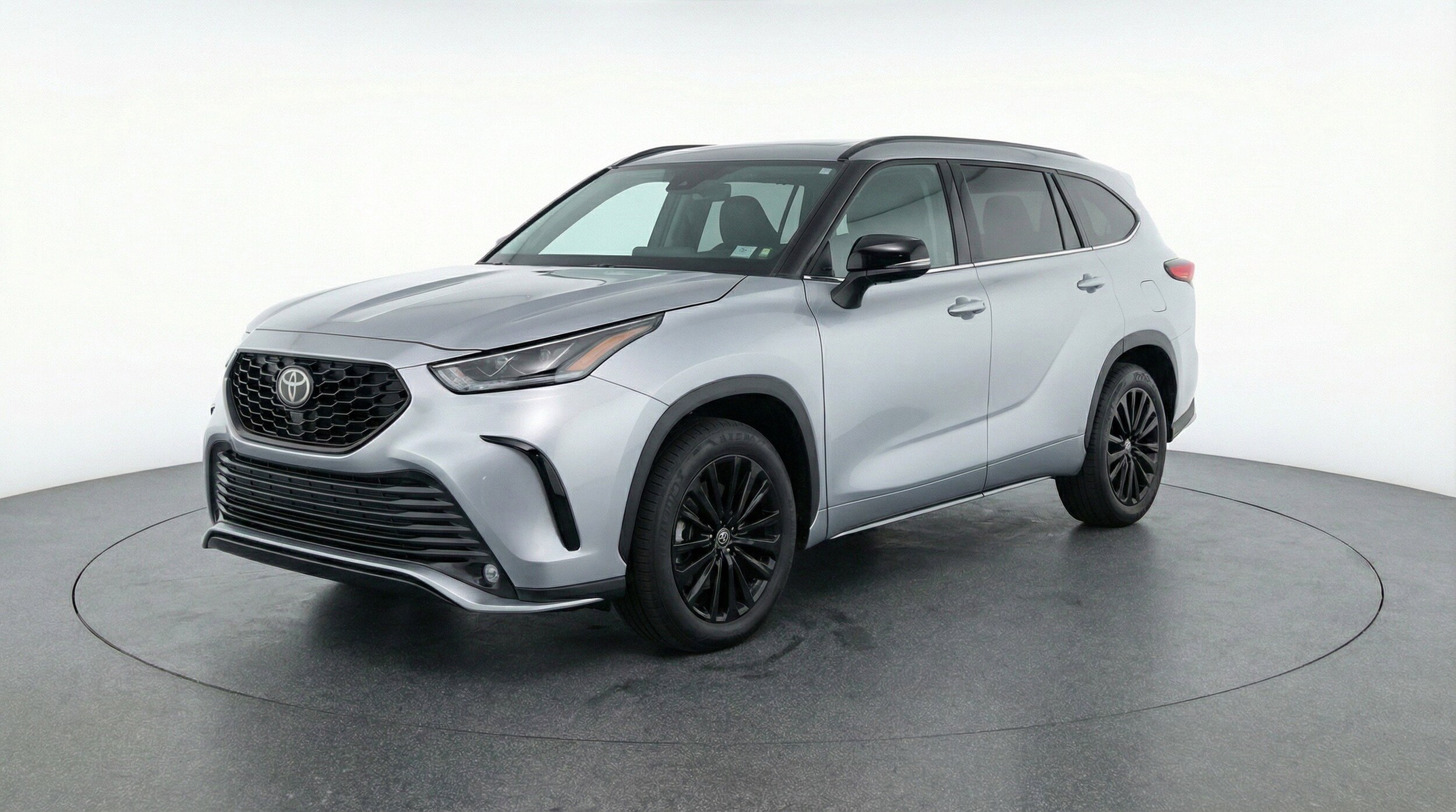 Thumbnail: 2025 Toyota Highlander - 3