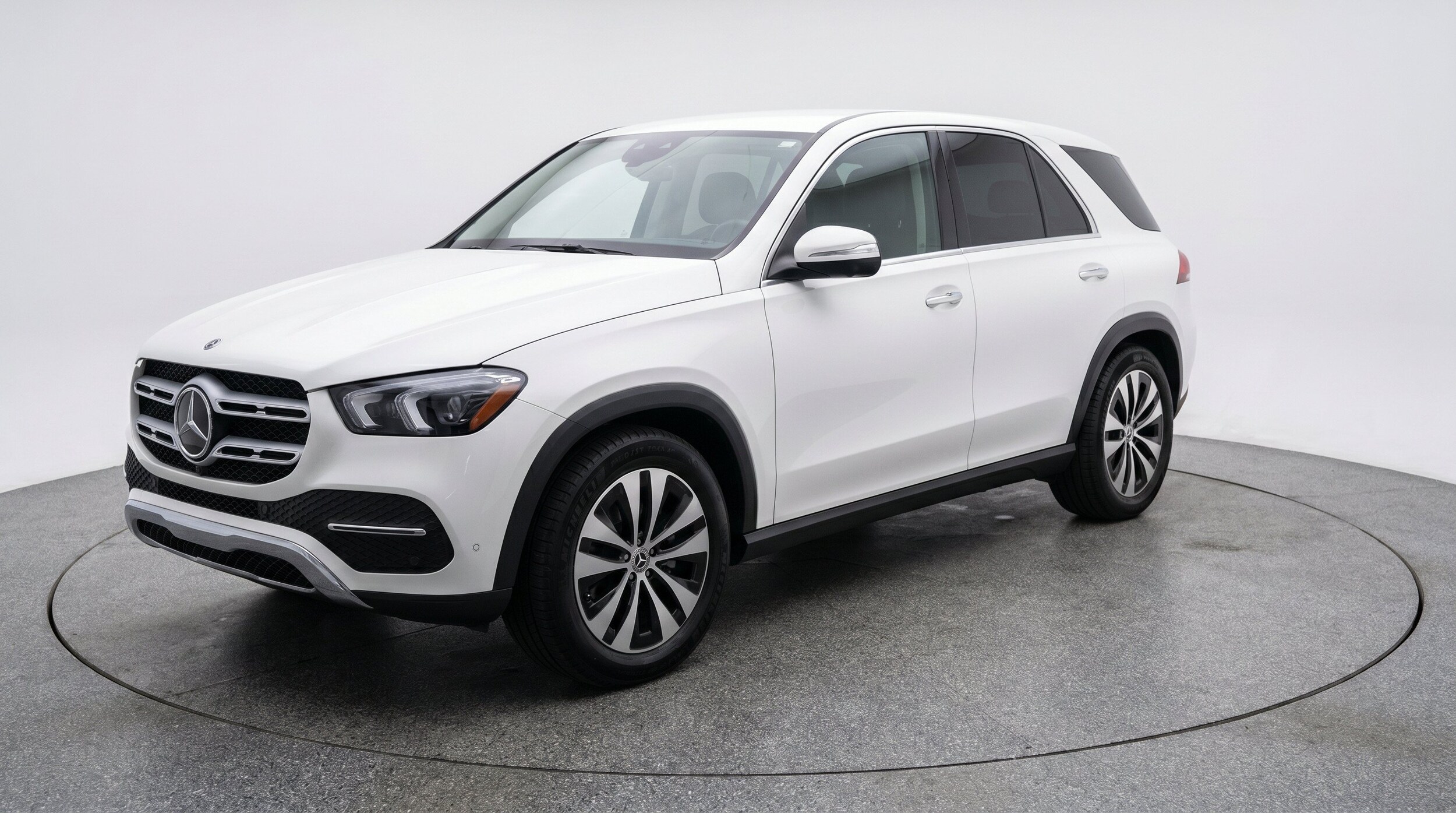 Thumbnail: 2026 Mercedes-Benz GLE - 3