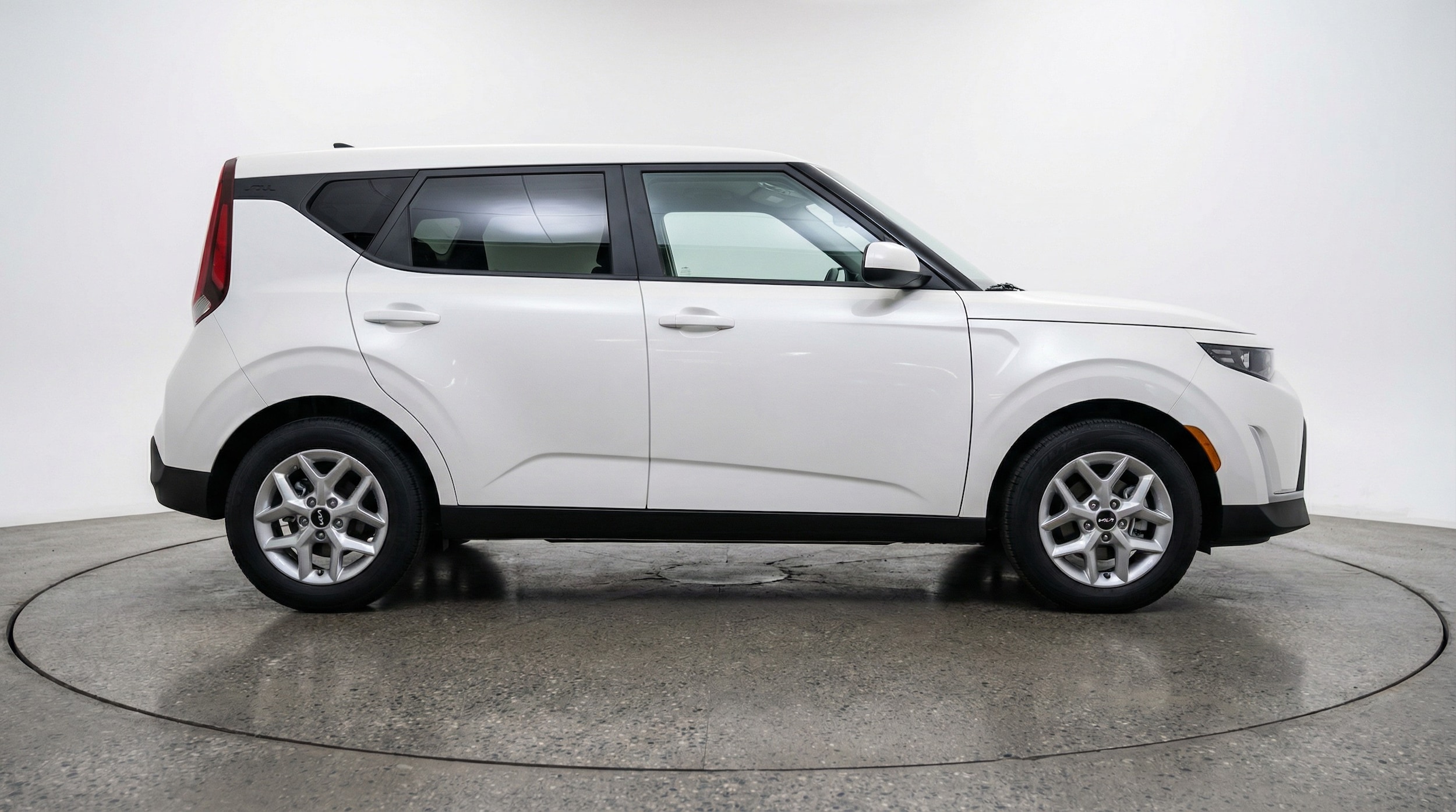 Thumbnail: 2025 Kia Soul - 8