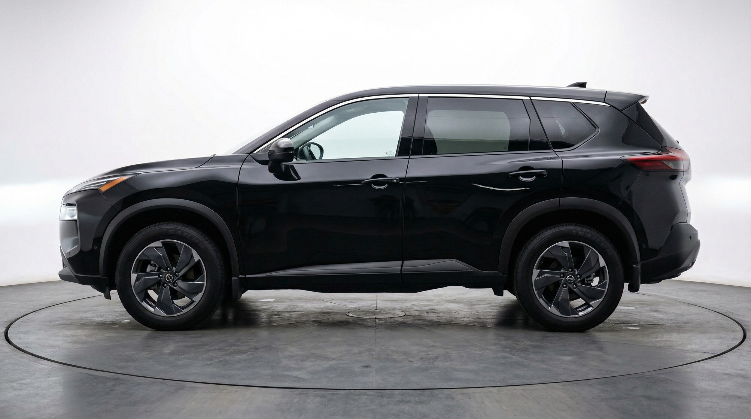 Thumbnail: 2025 Nissan Rogue - 4