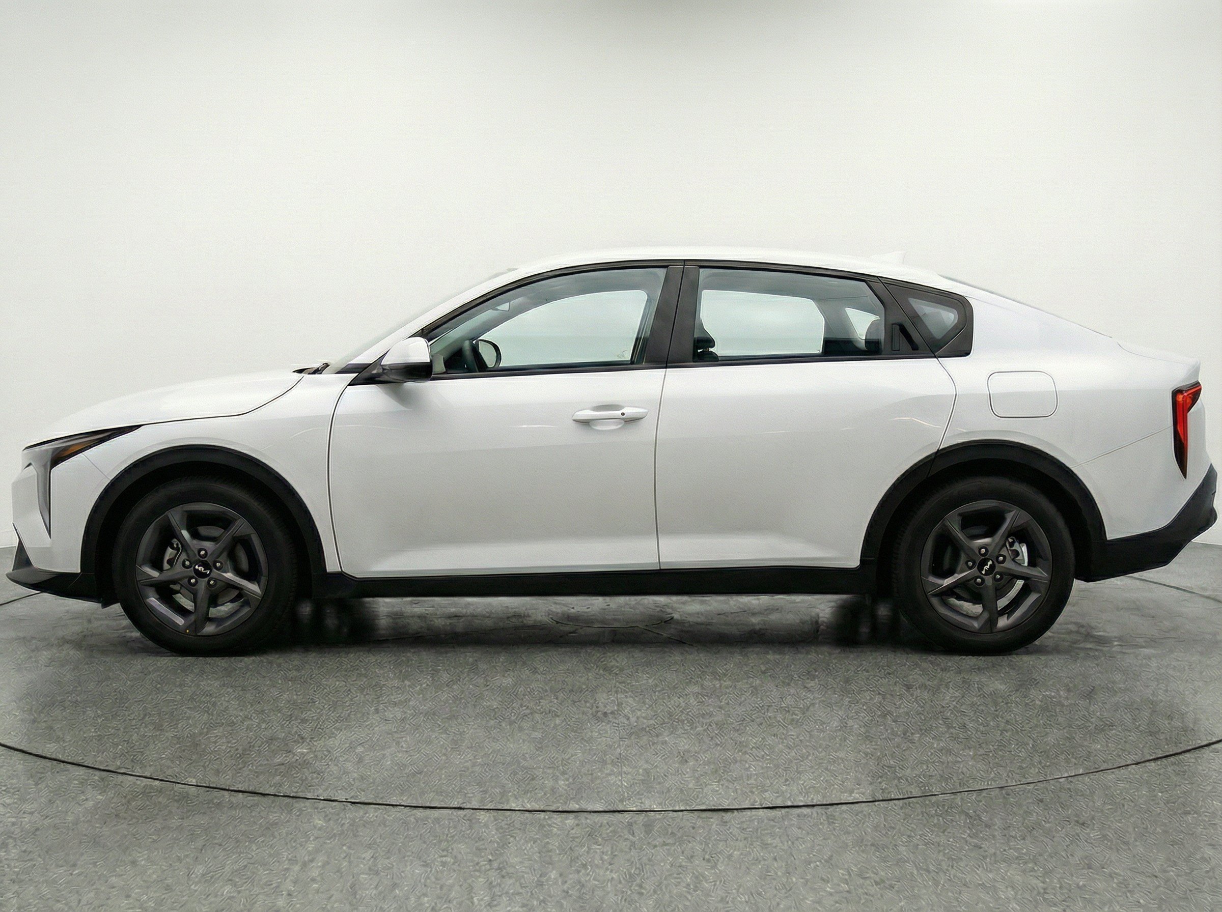 Thumbnail: 2025 Kia K4 - 5