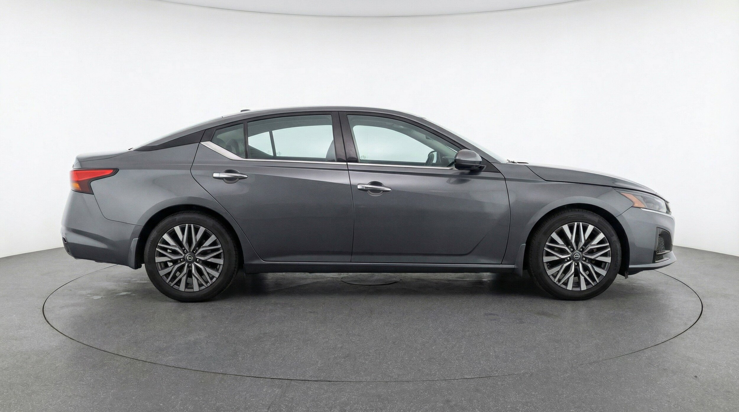 Thumbnail: 2025 Nissan Altima - 11