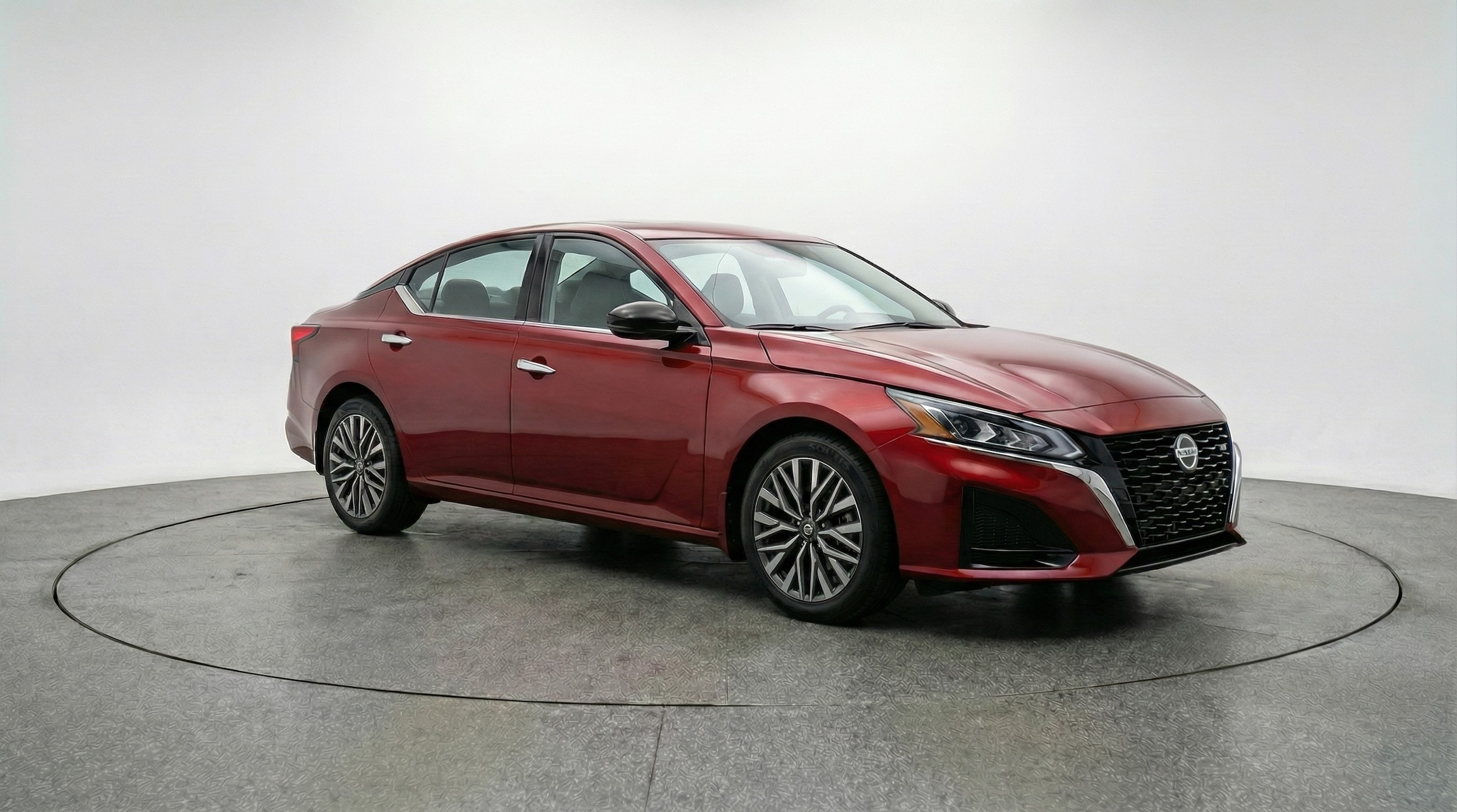 Thumbnail: 2025 Nissan Altima - 1