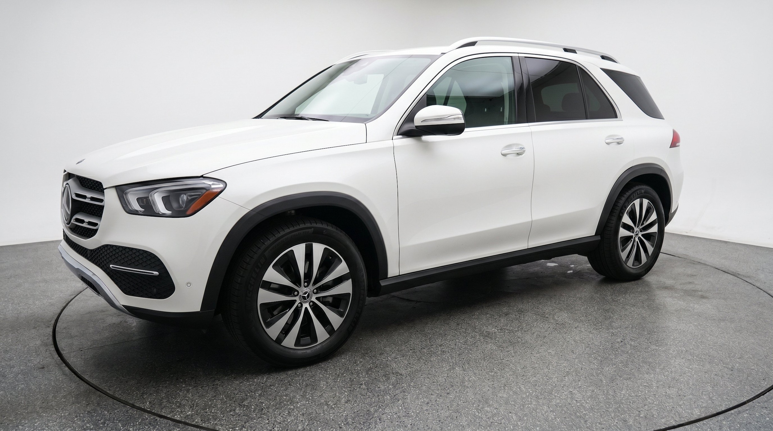 Thumbnail: 2026 Mercedes-Benz GLE - 3
