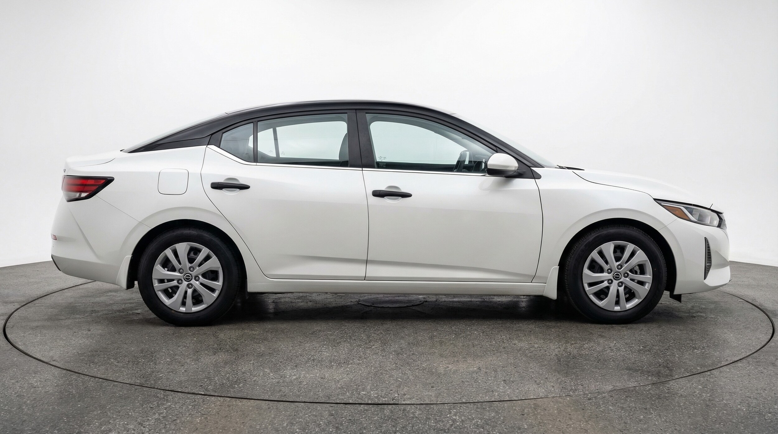 Thumbnail: 2025 Nissan Sentra - 8