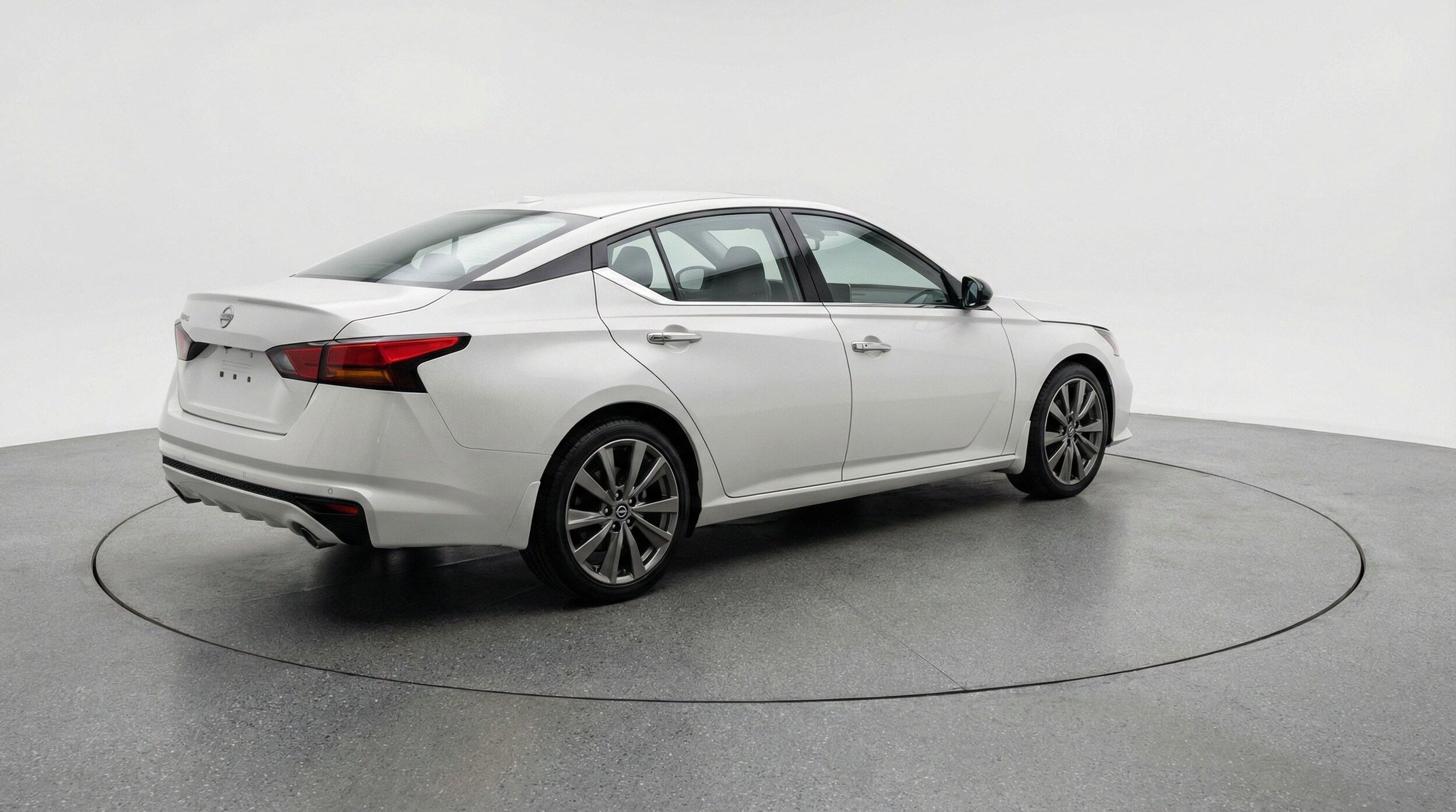 Thumbnail: 2025 Nissan Altima - 9