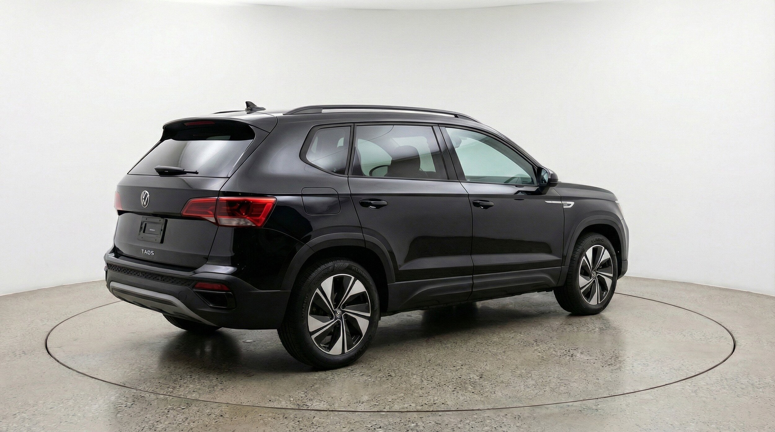 Thumbnail: 2025 Volkswagen Taos - 9