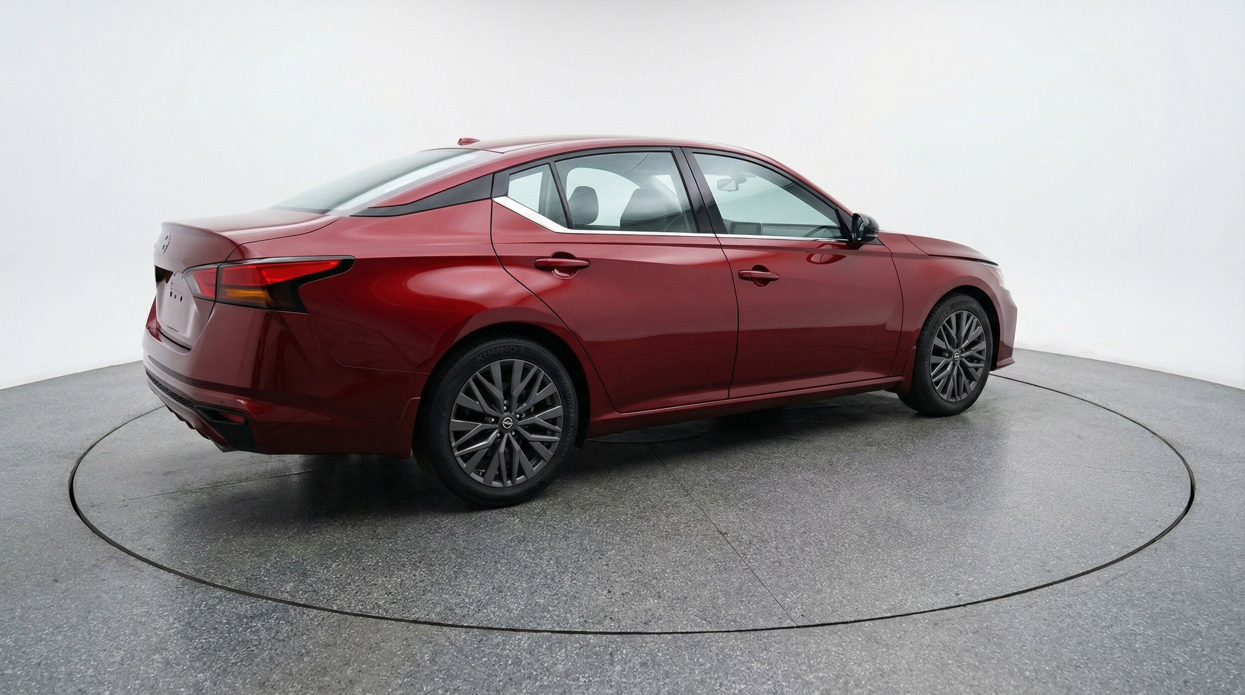 Thumbnail: 2025 Nissan Altima - 9