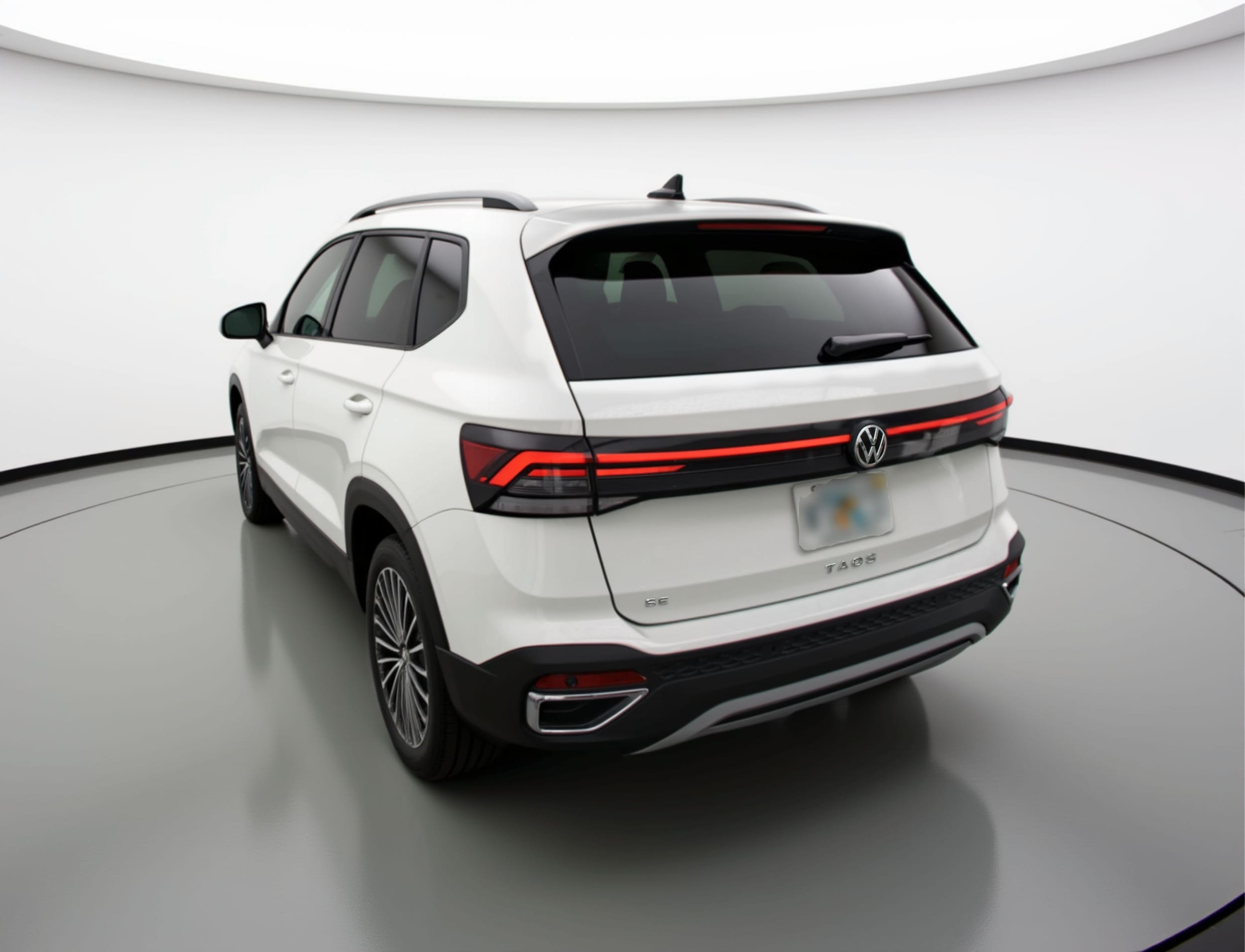 Thumbnail: 2025 Volkswagen Taos - 5