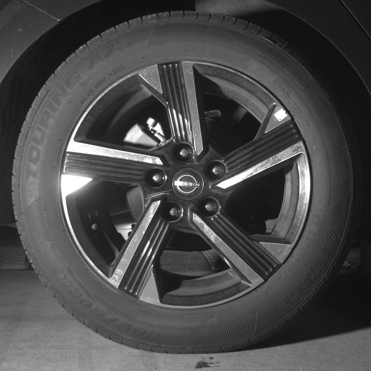 Thumbnail: 2025 Nissan Sentra - 15