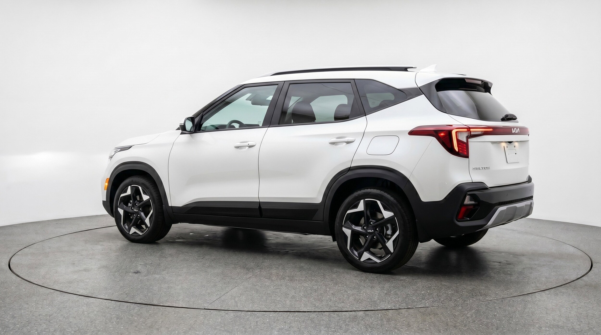 Thumbnail: 2025 Kia Seltos - 6