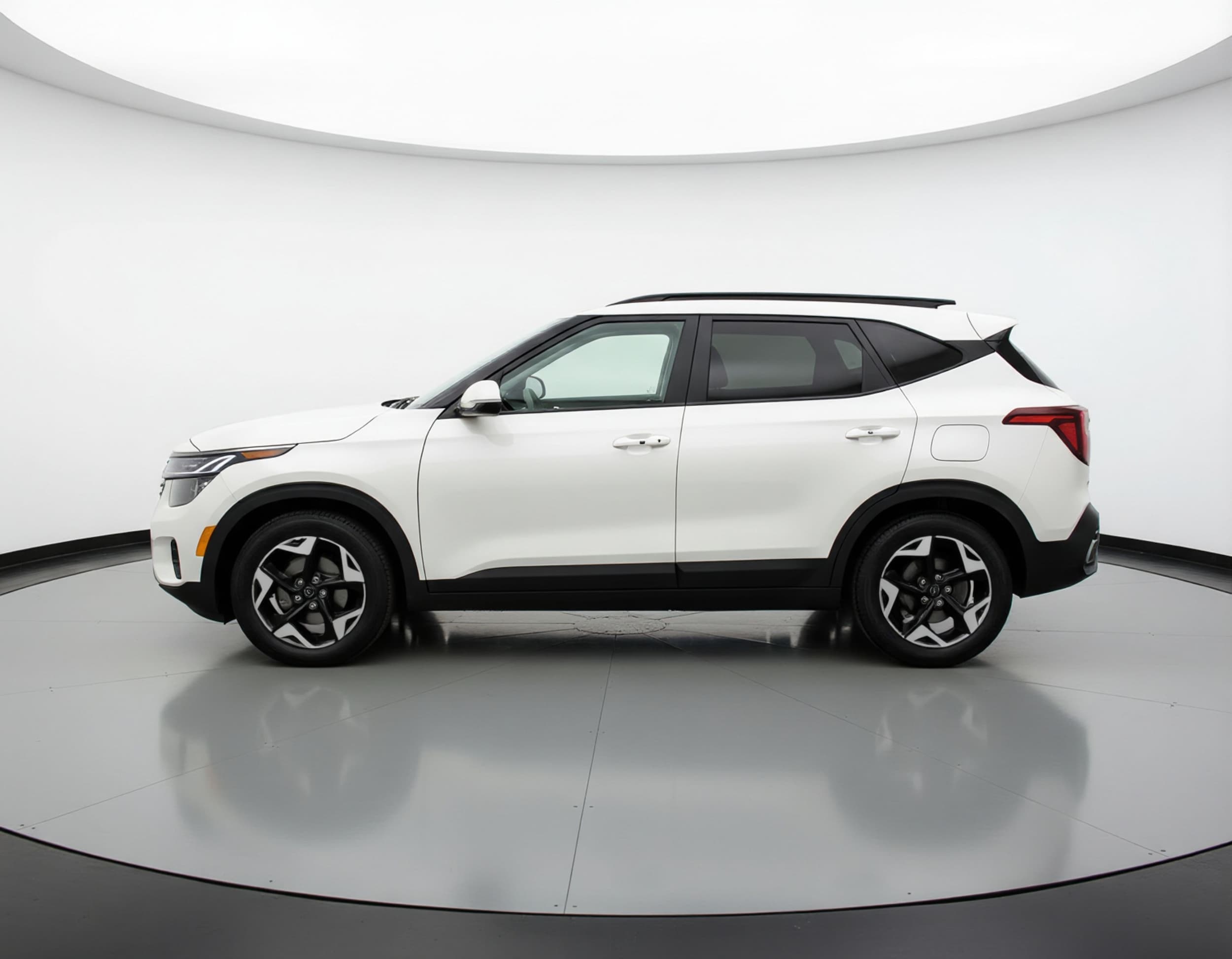 Thumbnail: 2025 Kia Seltos - 4