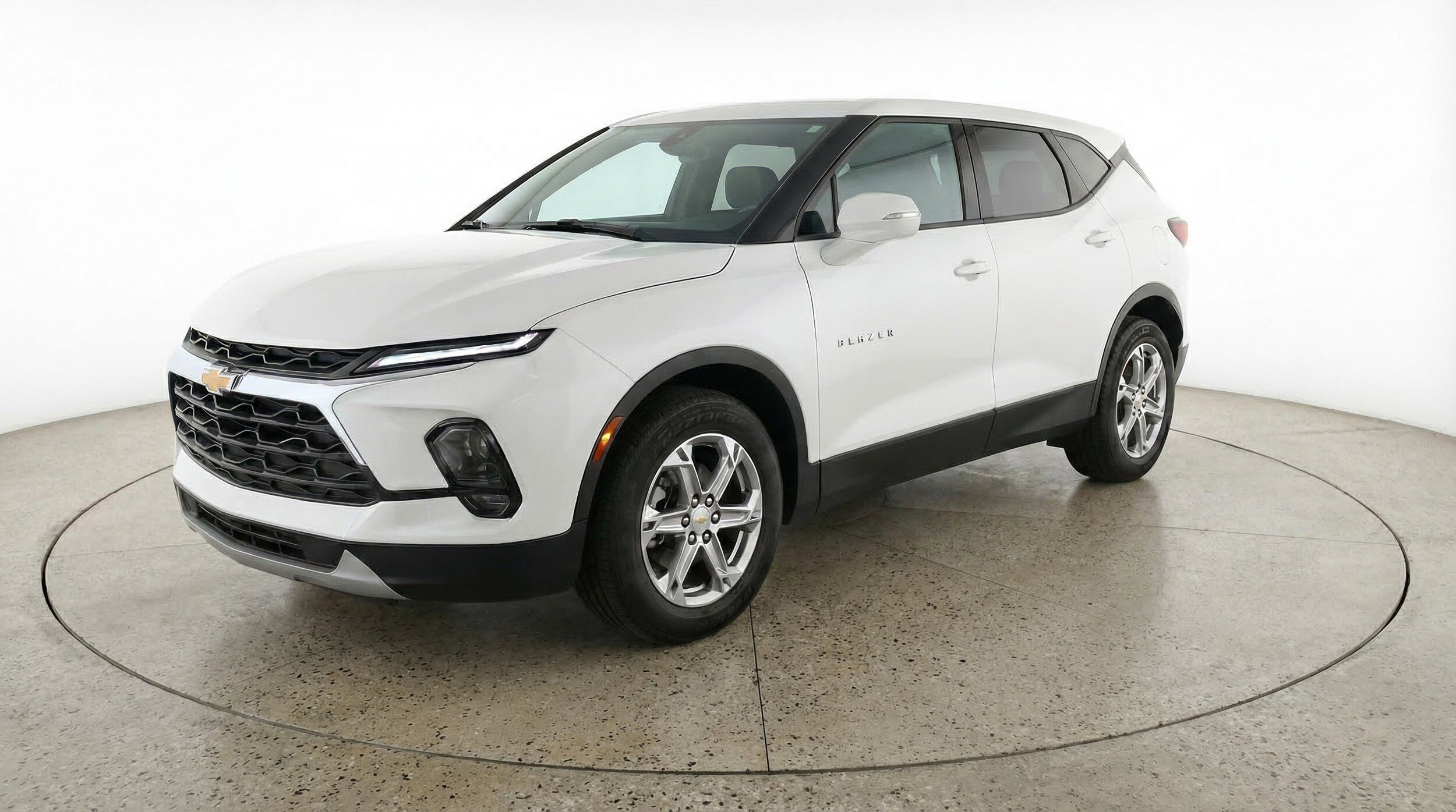 Thumbnail: 2025 Chevrolet Blazer - 3