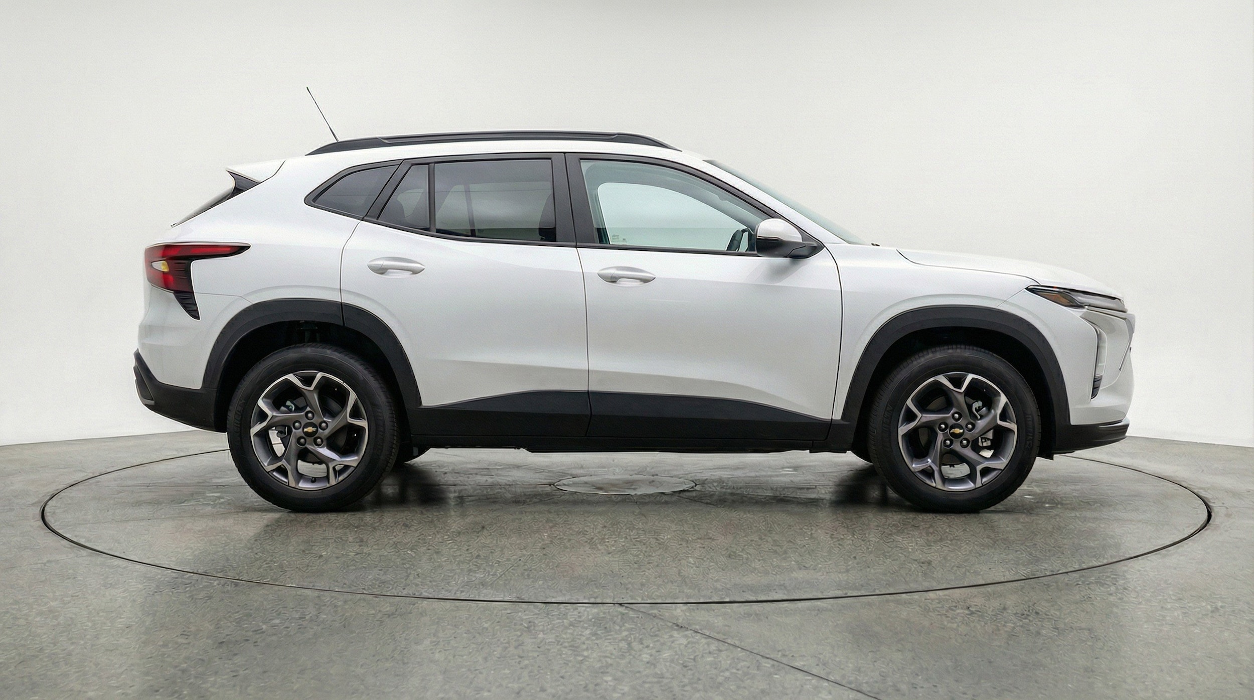 Thumbnail: 2025 Chevrolet Trax - 11