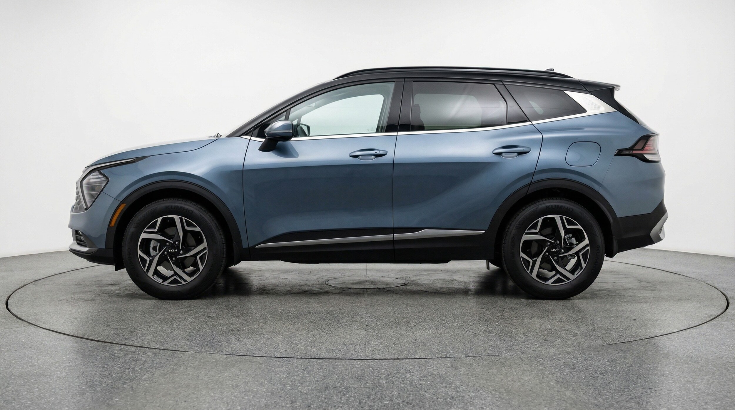 Thumbnail: 2025 Kia Sportage - 4