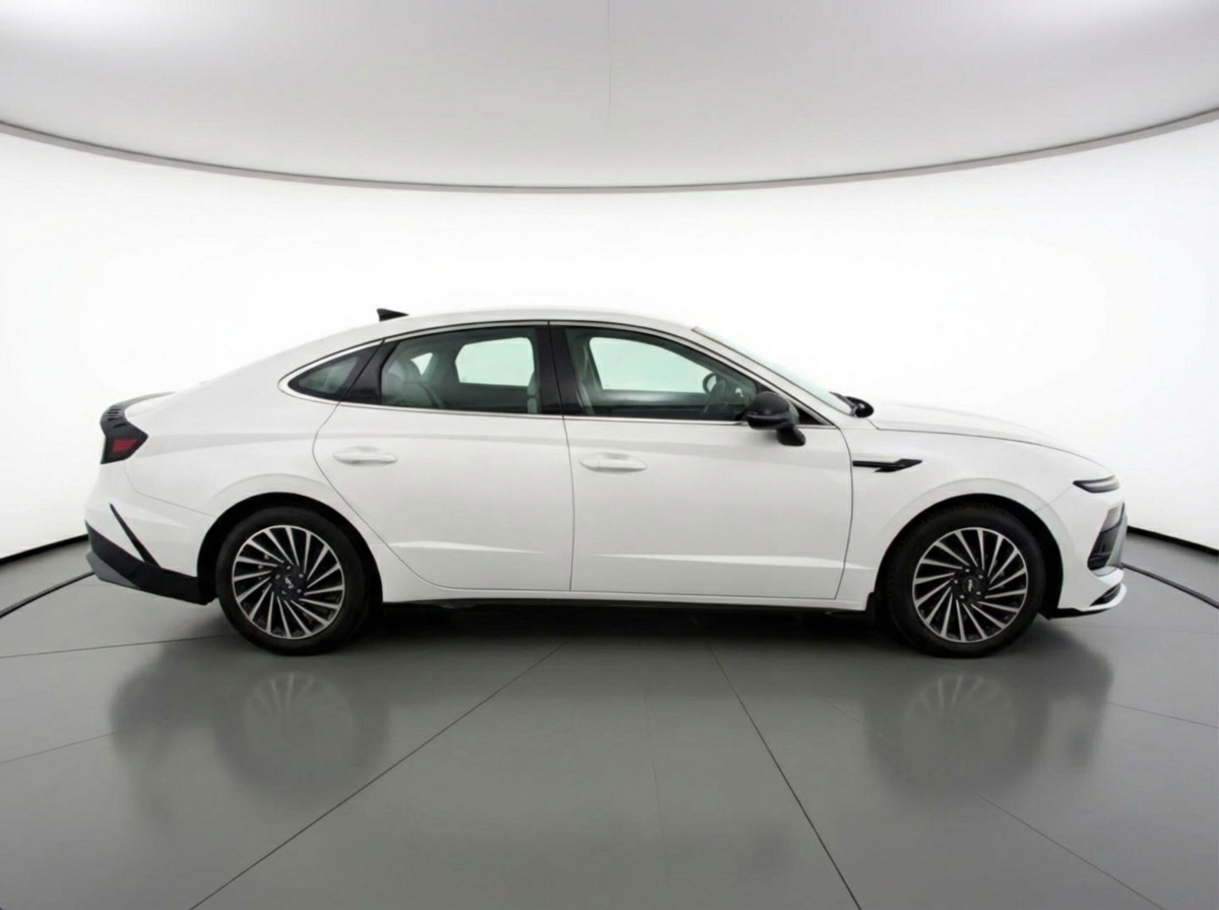 Thumbnail: 2025 Hyundai Sonata - 11