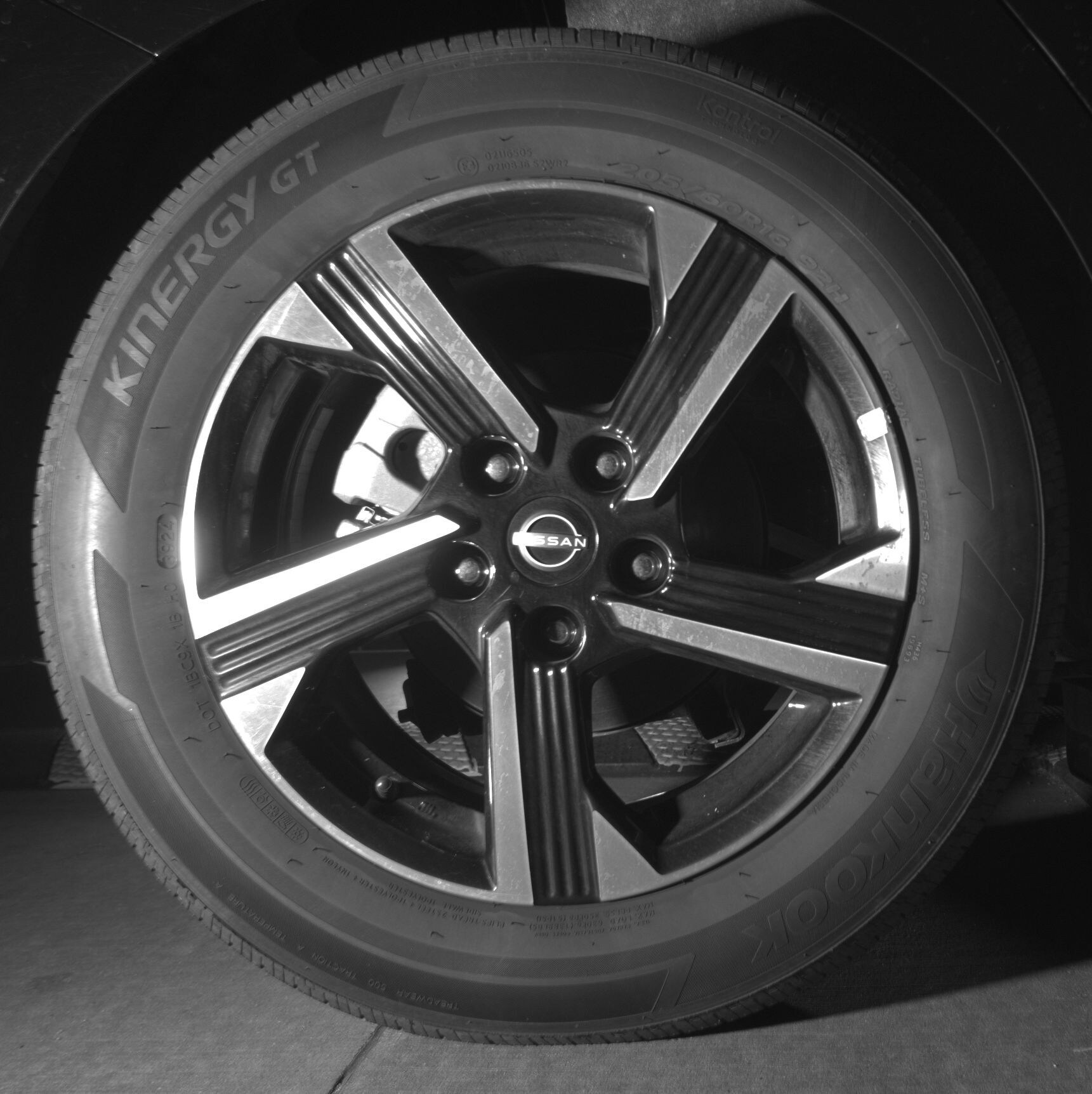 Thumbnail: 2025 Nissan Sentra - 12