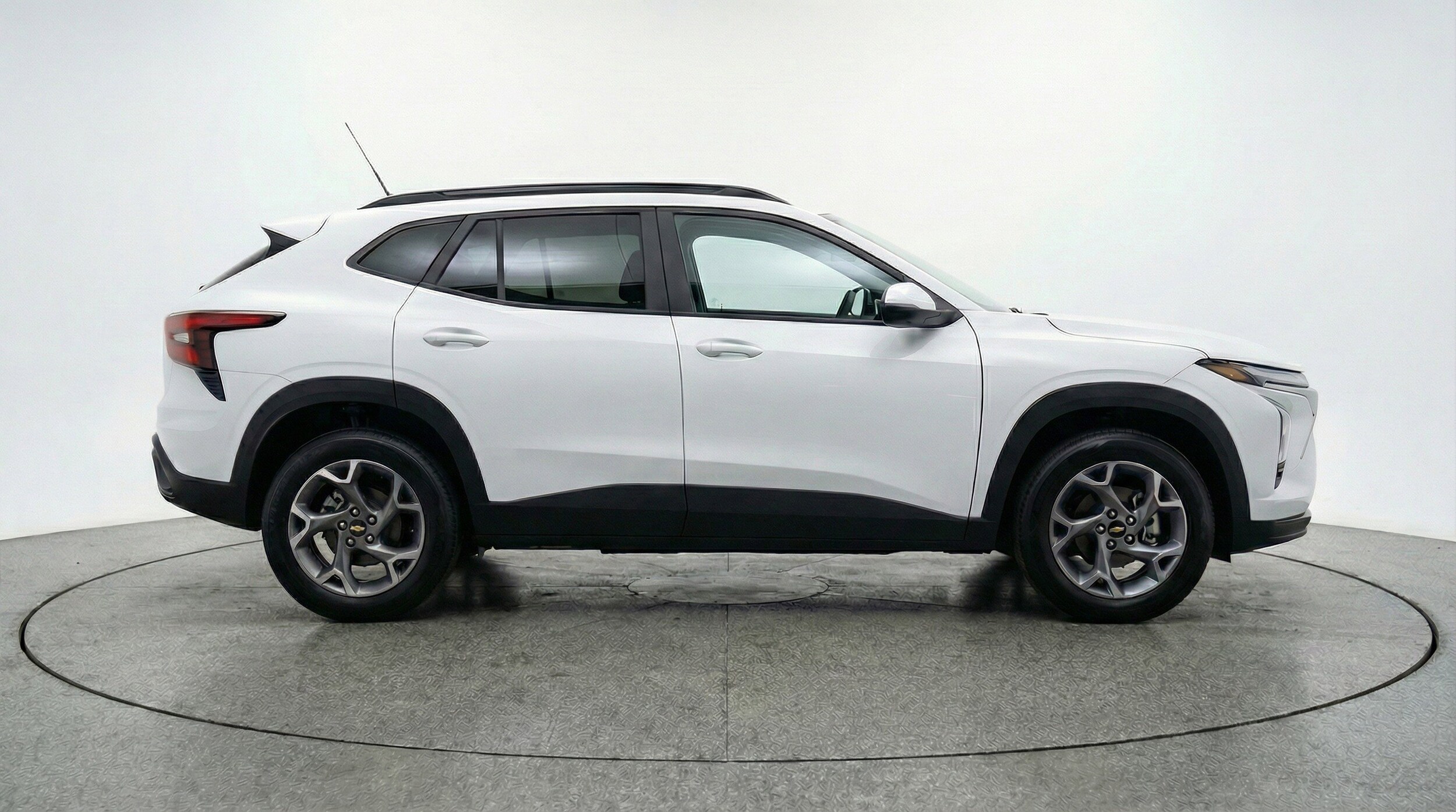 Thumbnail: 2025 Chevrolet Trax - 11