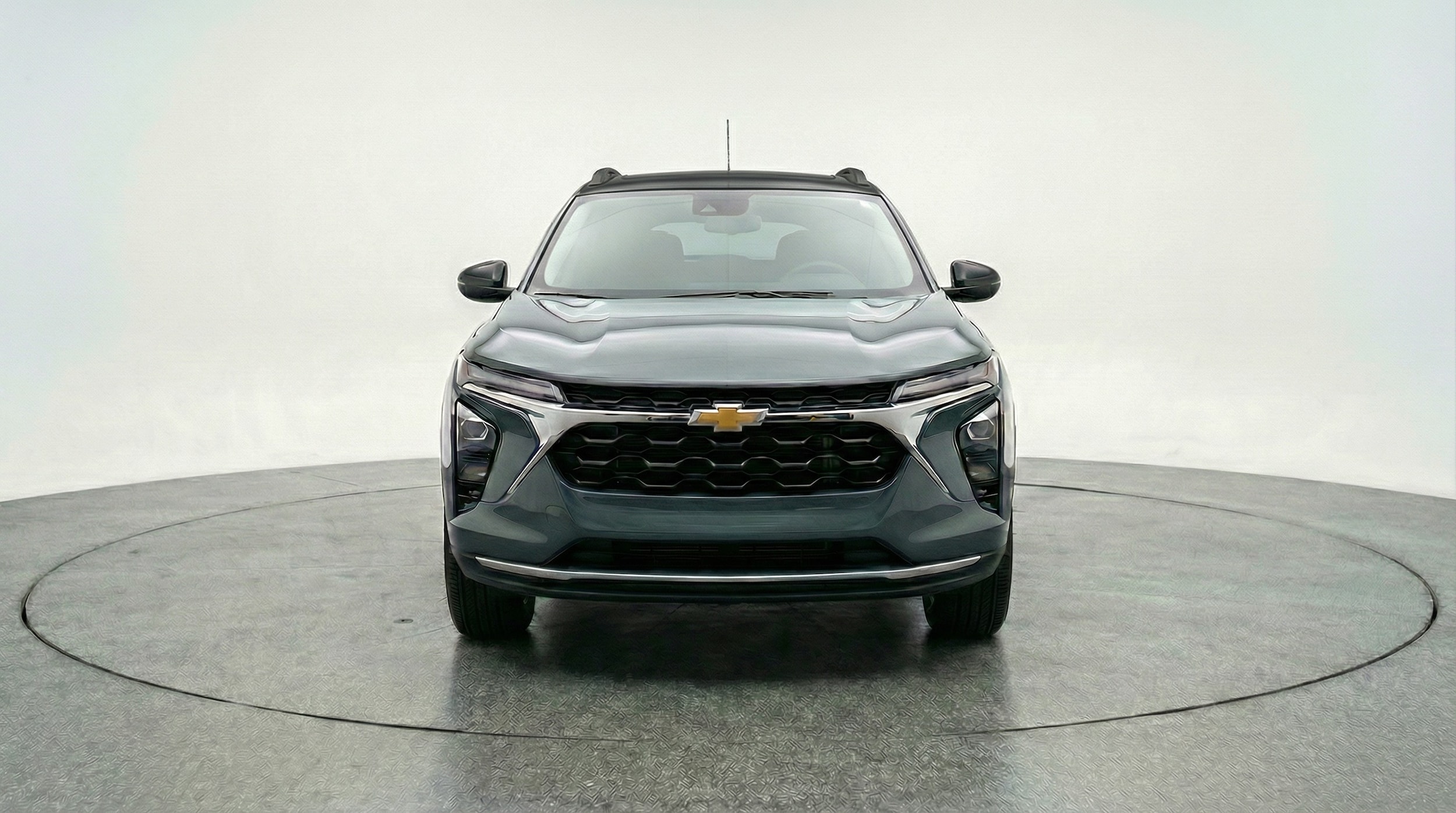Thumbnail: 2025 Chevrolet Trax - 2