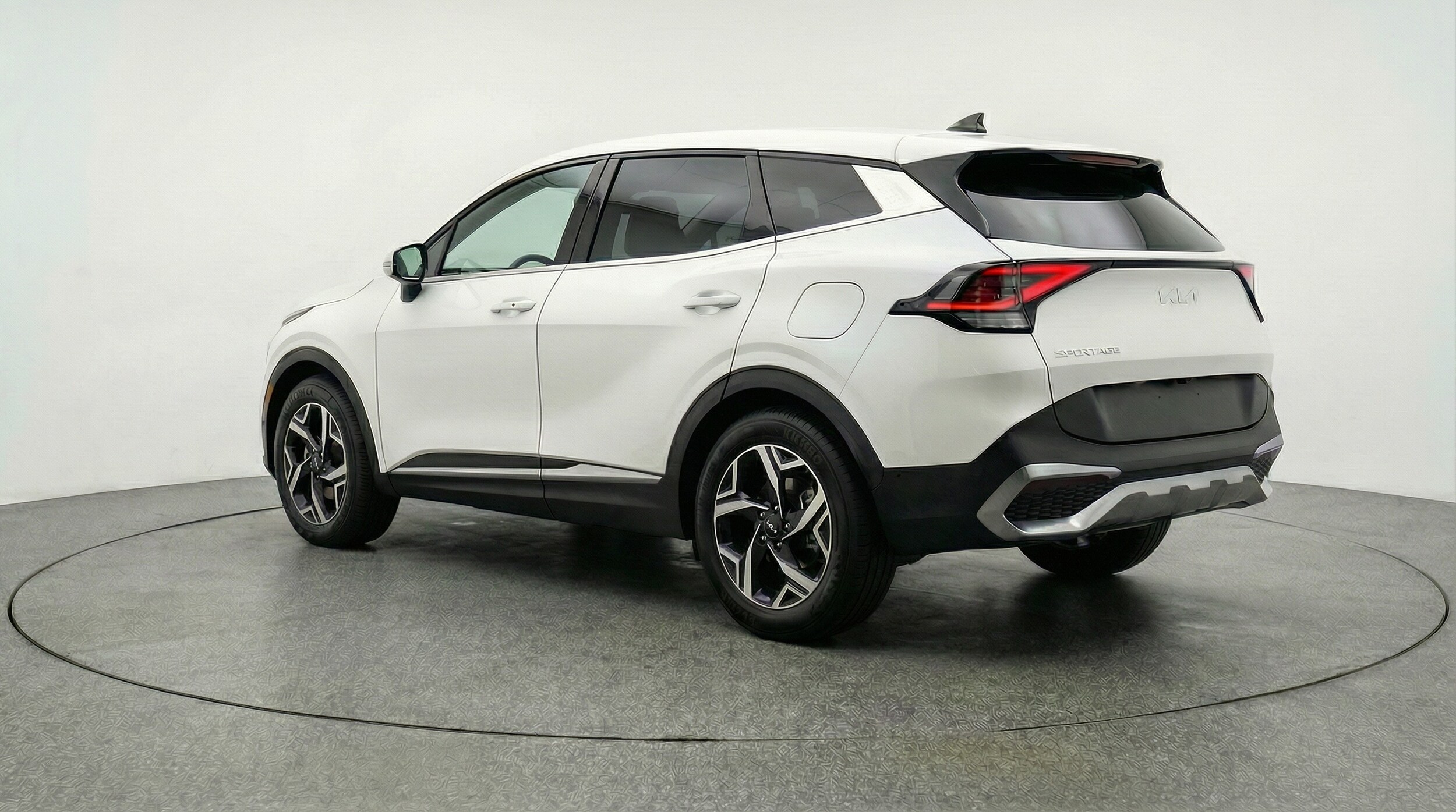 Thumbnail: 2025 Kia Sportage - 5