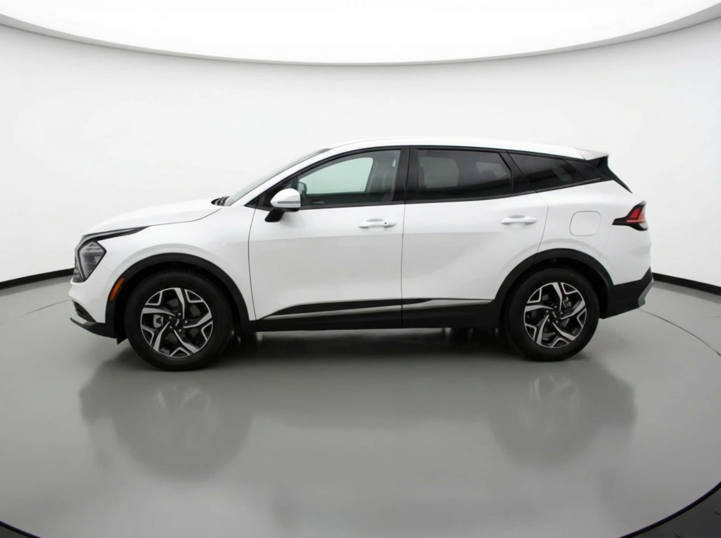 Thumbnail: 2025 Kia Sportage - 4