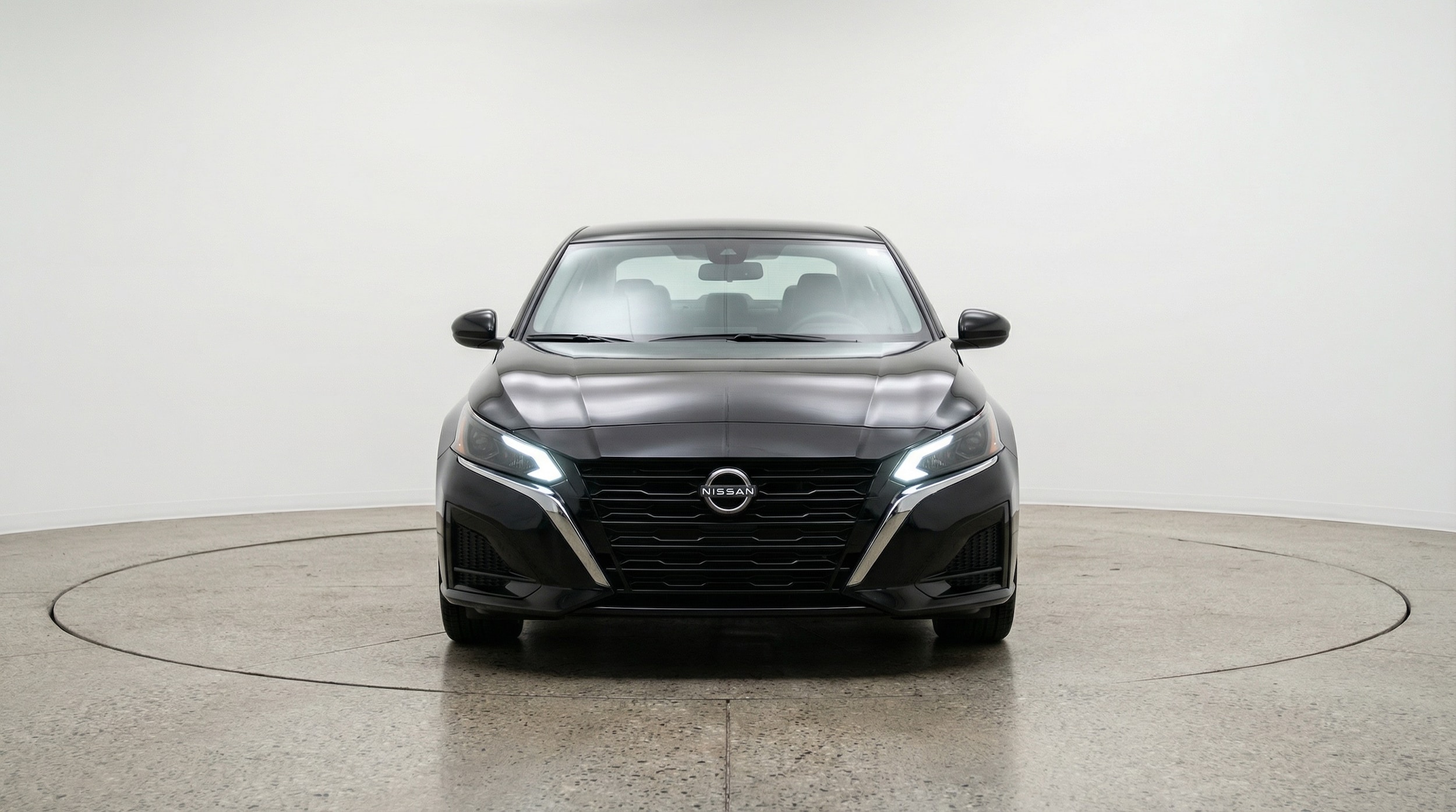 Thumbnail: 2025 Nissan Altima - 2