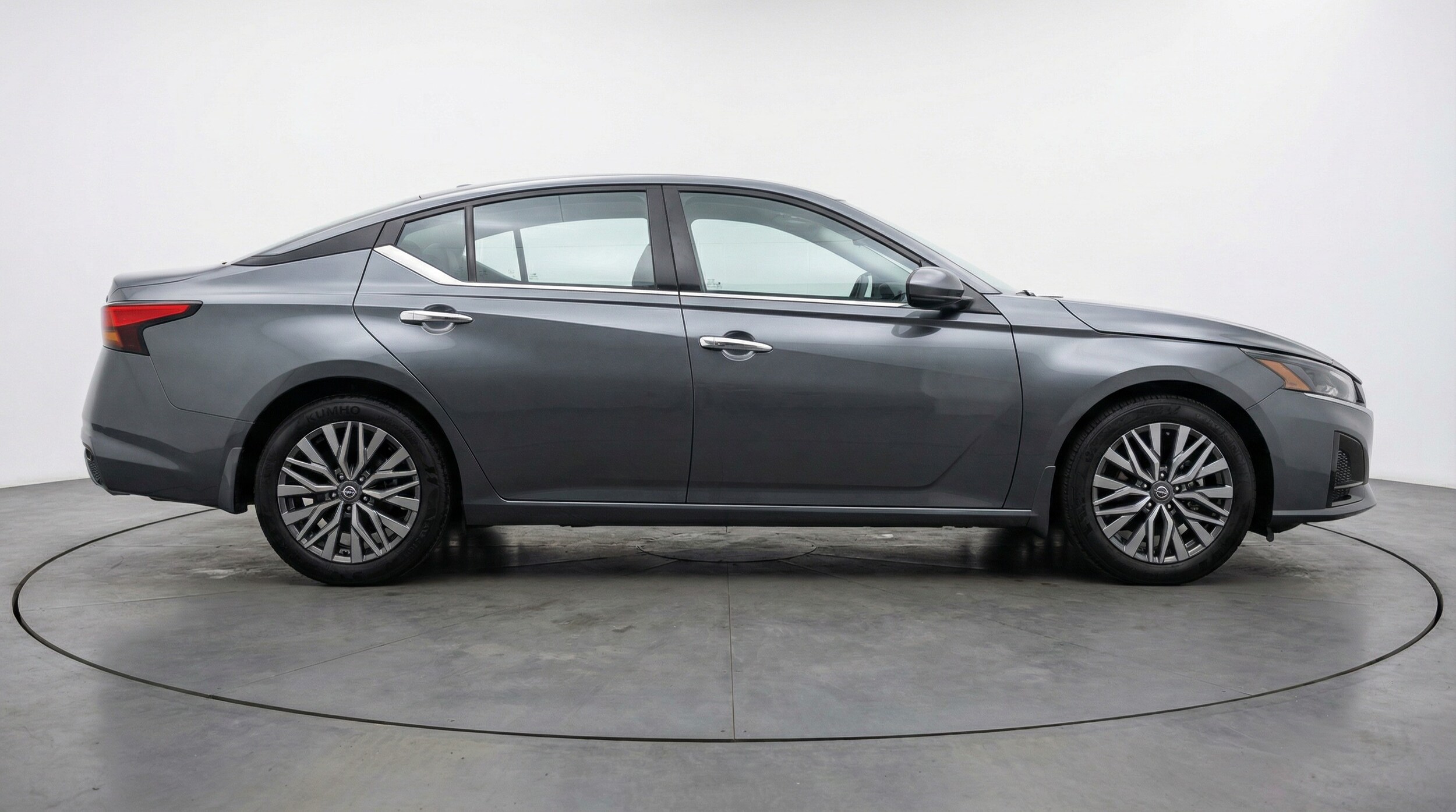 Thumbnail: 2025 Nissan Altima - 8