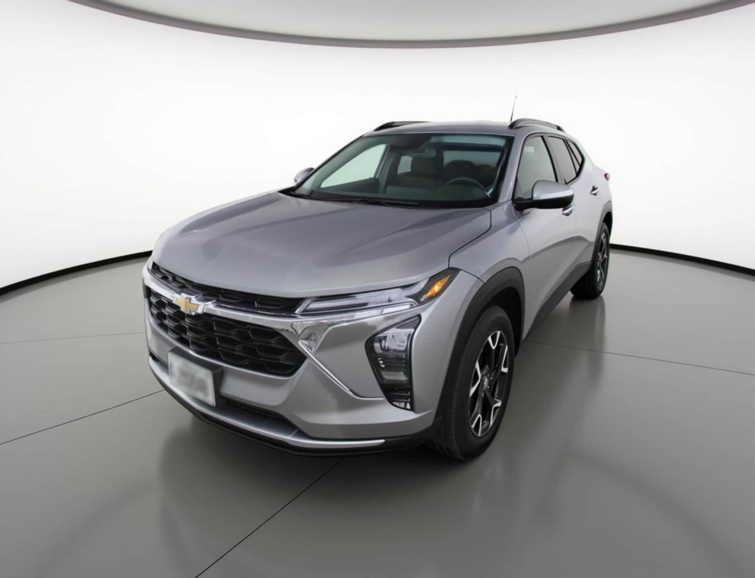 Thumbnail: 2025 Chevrolet Trax - 3